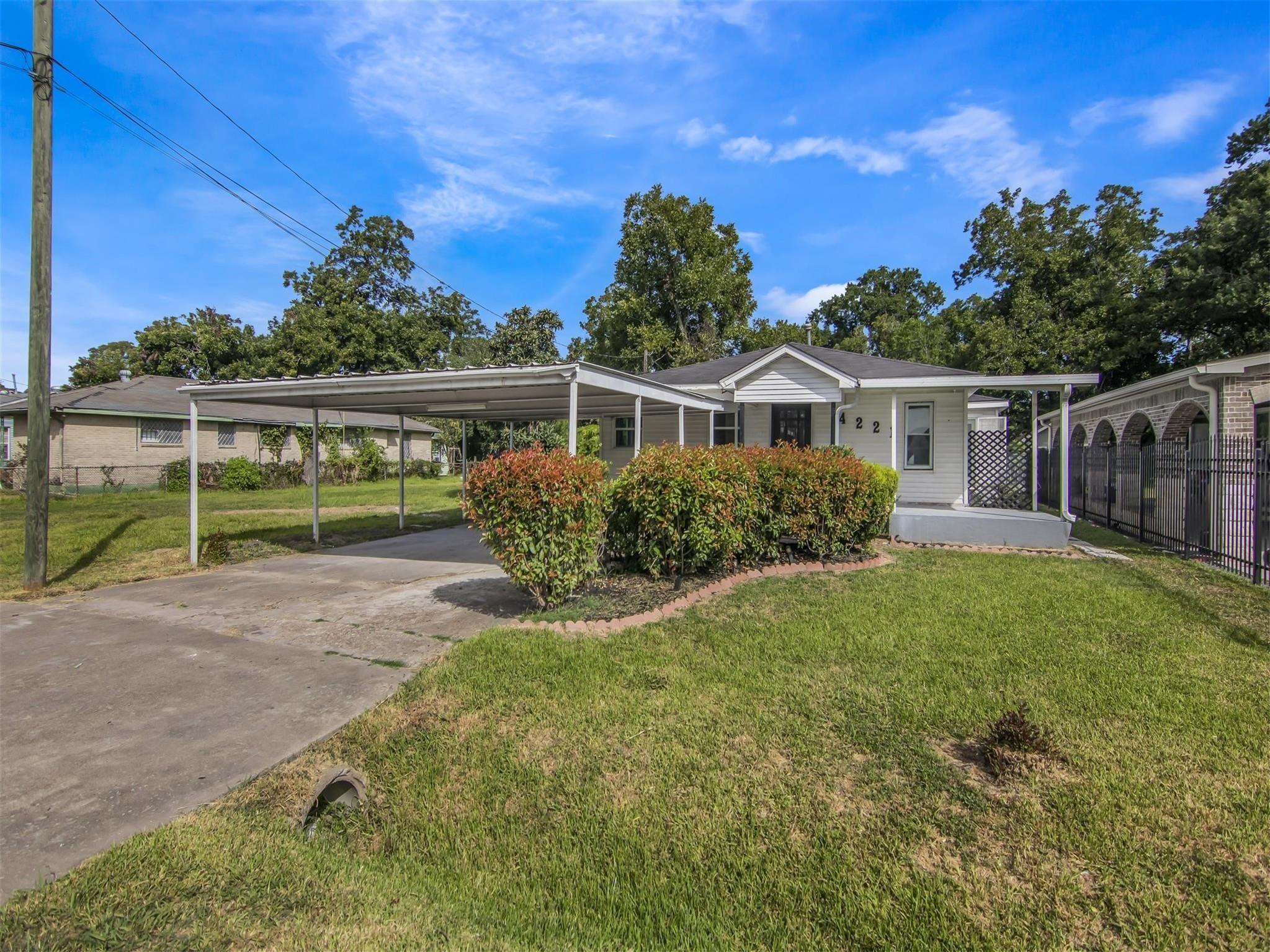 4221 E Toliver Street