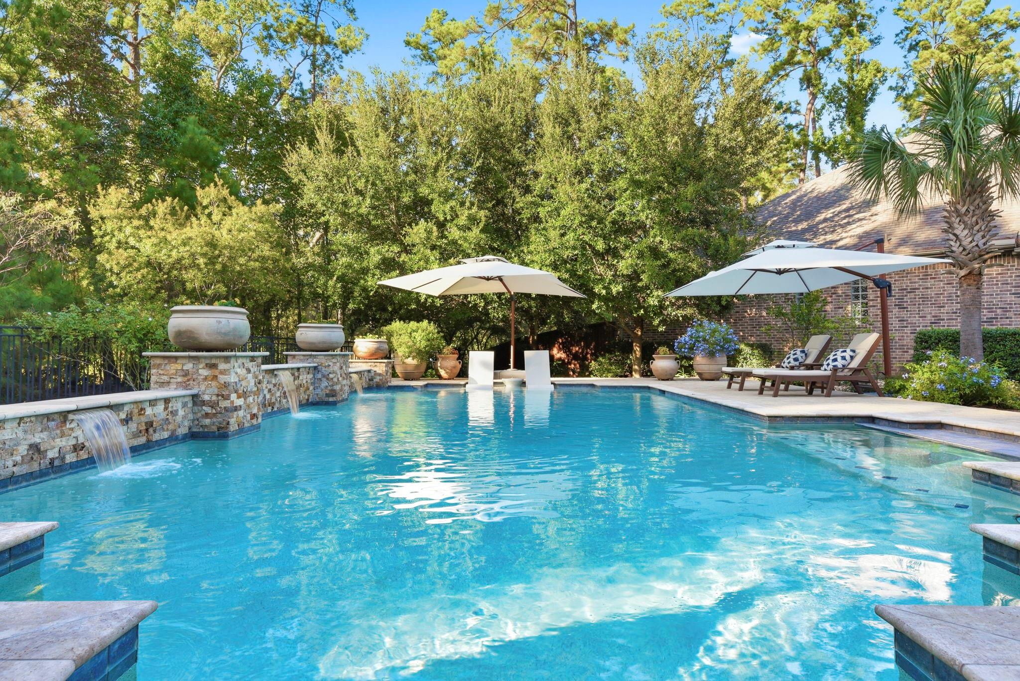 104 Dawning Rays Court