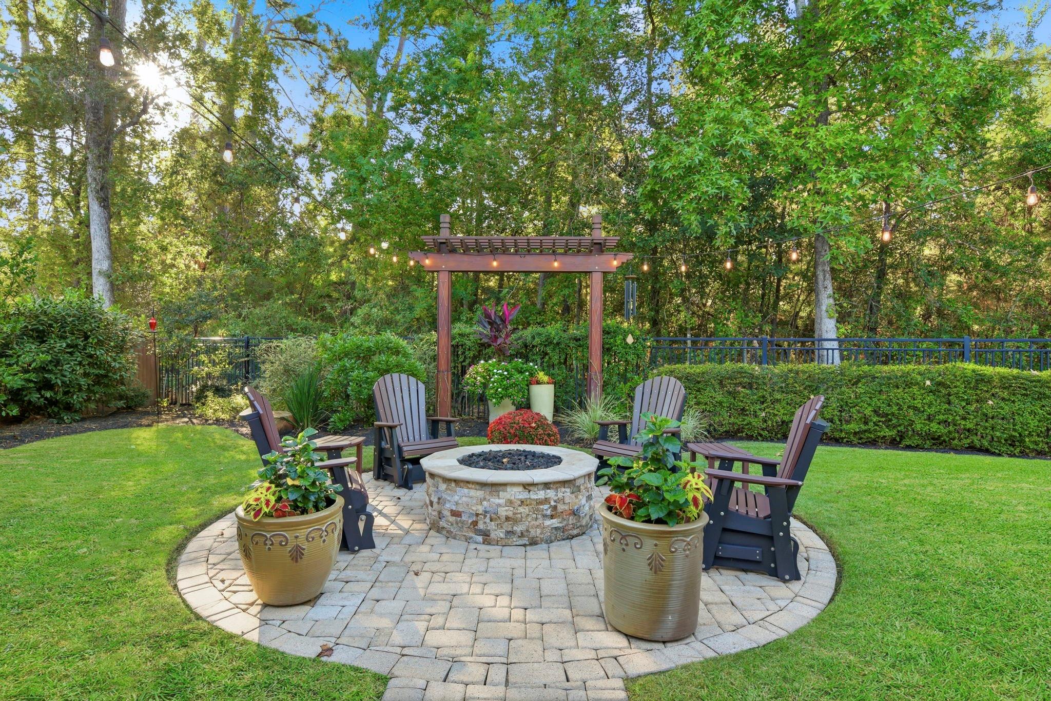 104 Dawning Rays Court