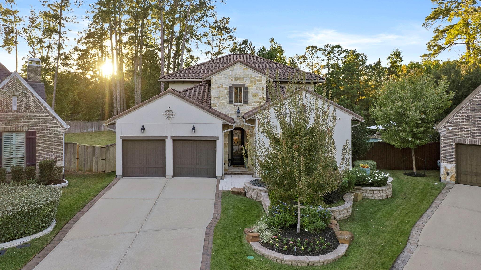 104 Dawning Rays Court