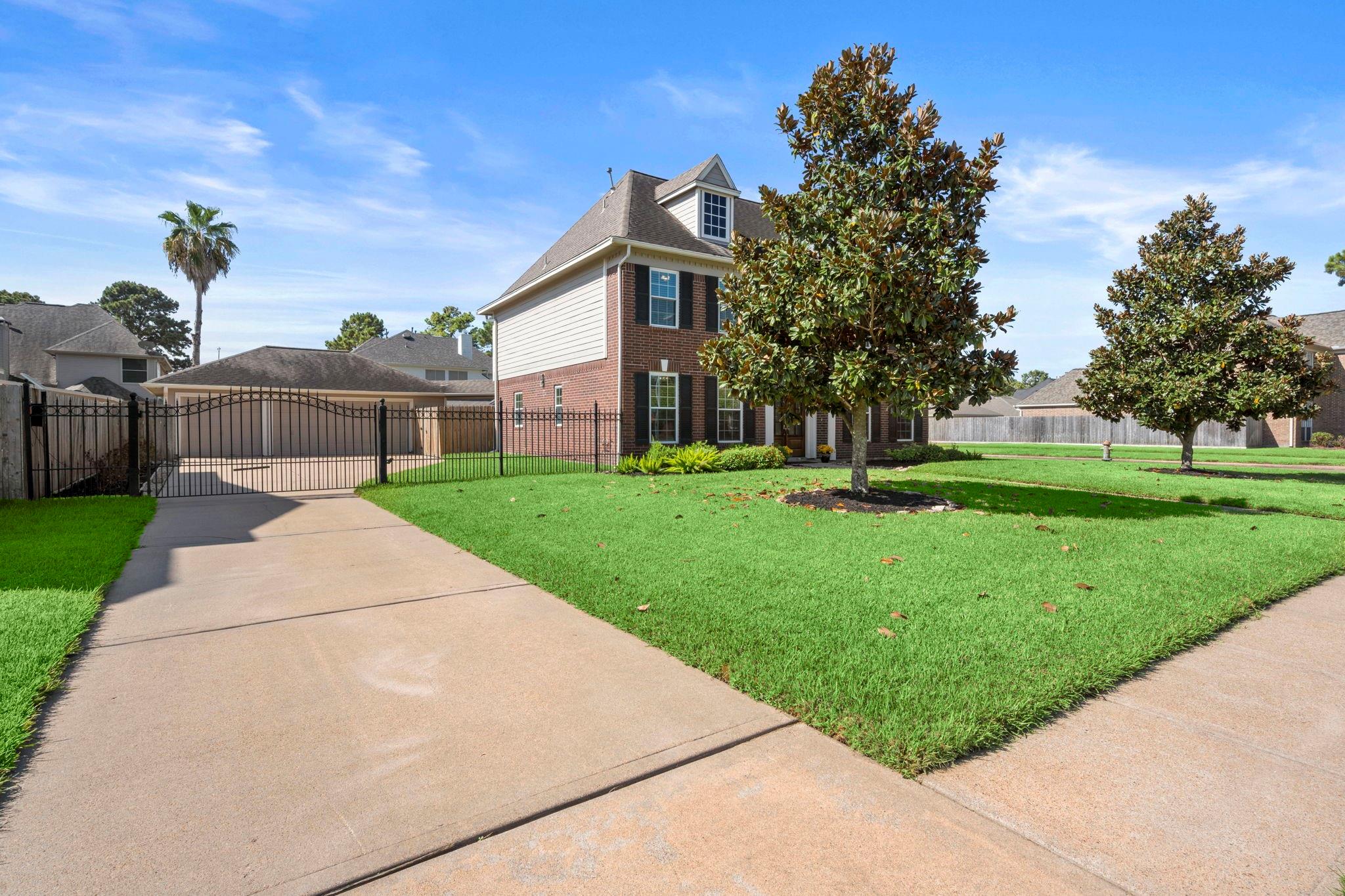 15002 Vista Heights Drive