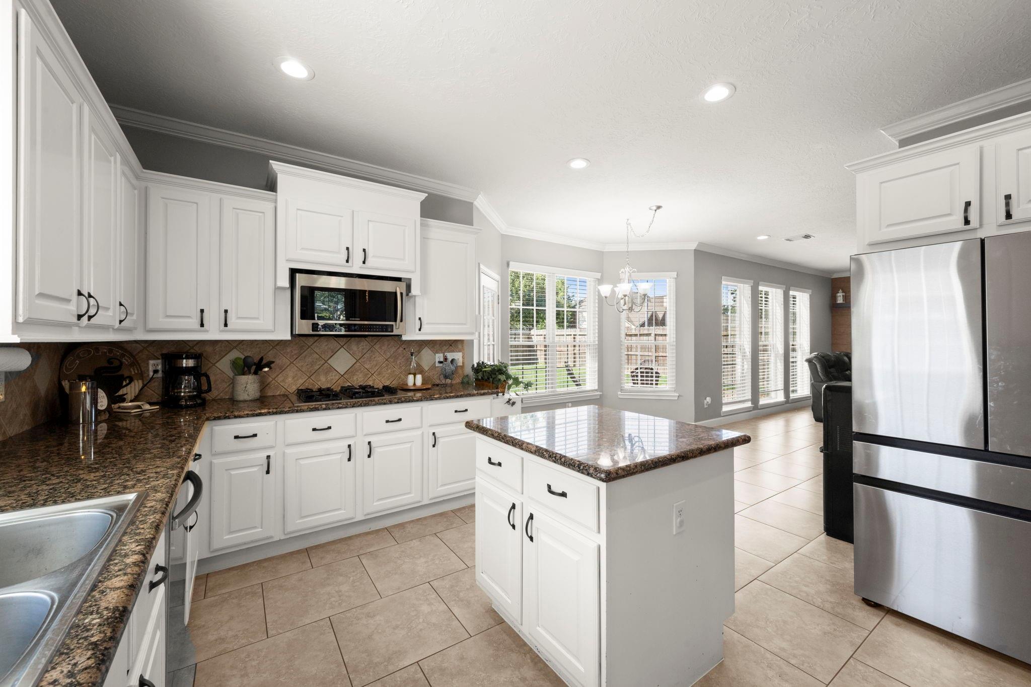 15002 Vista Heights Drive