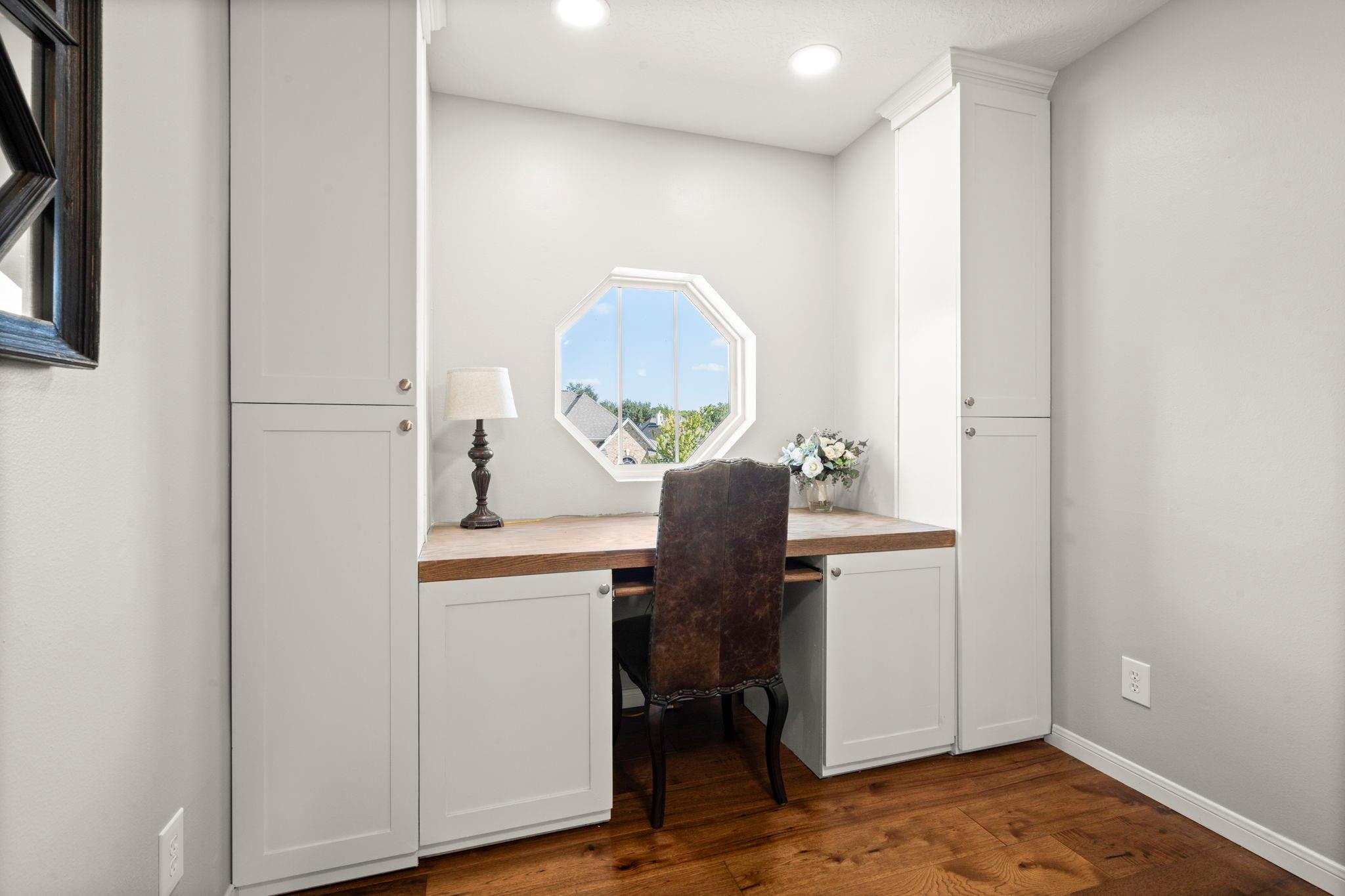 15002 Vista Heights Drive