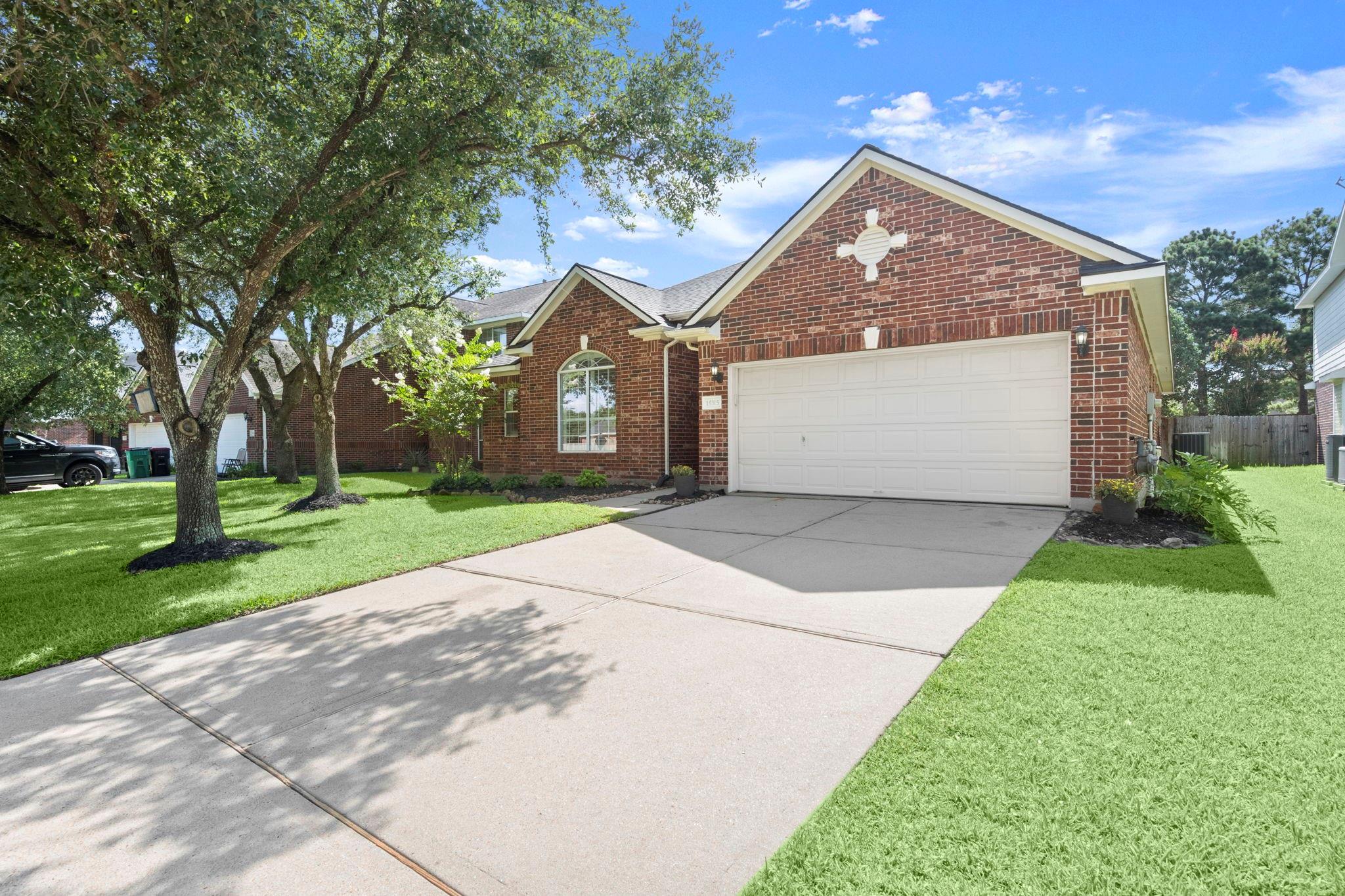 15315 Coral Leaf Trail