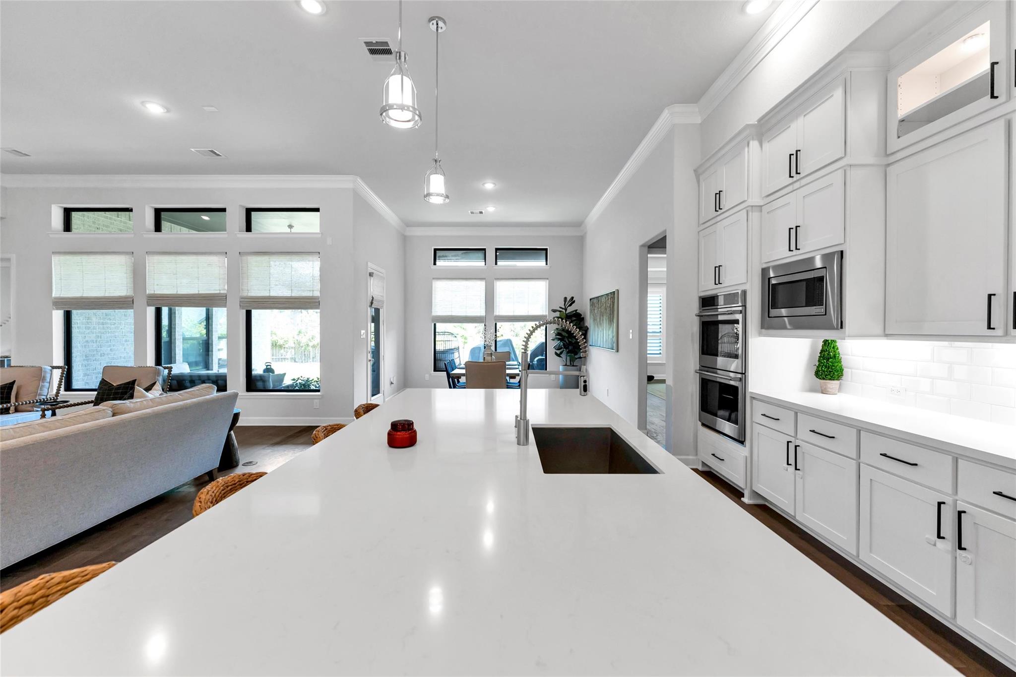 1027 Groveton Ridge Lane