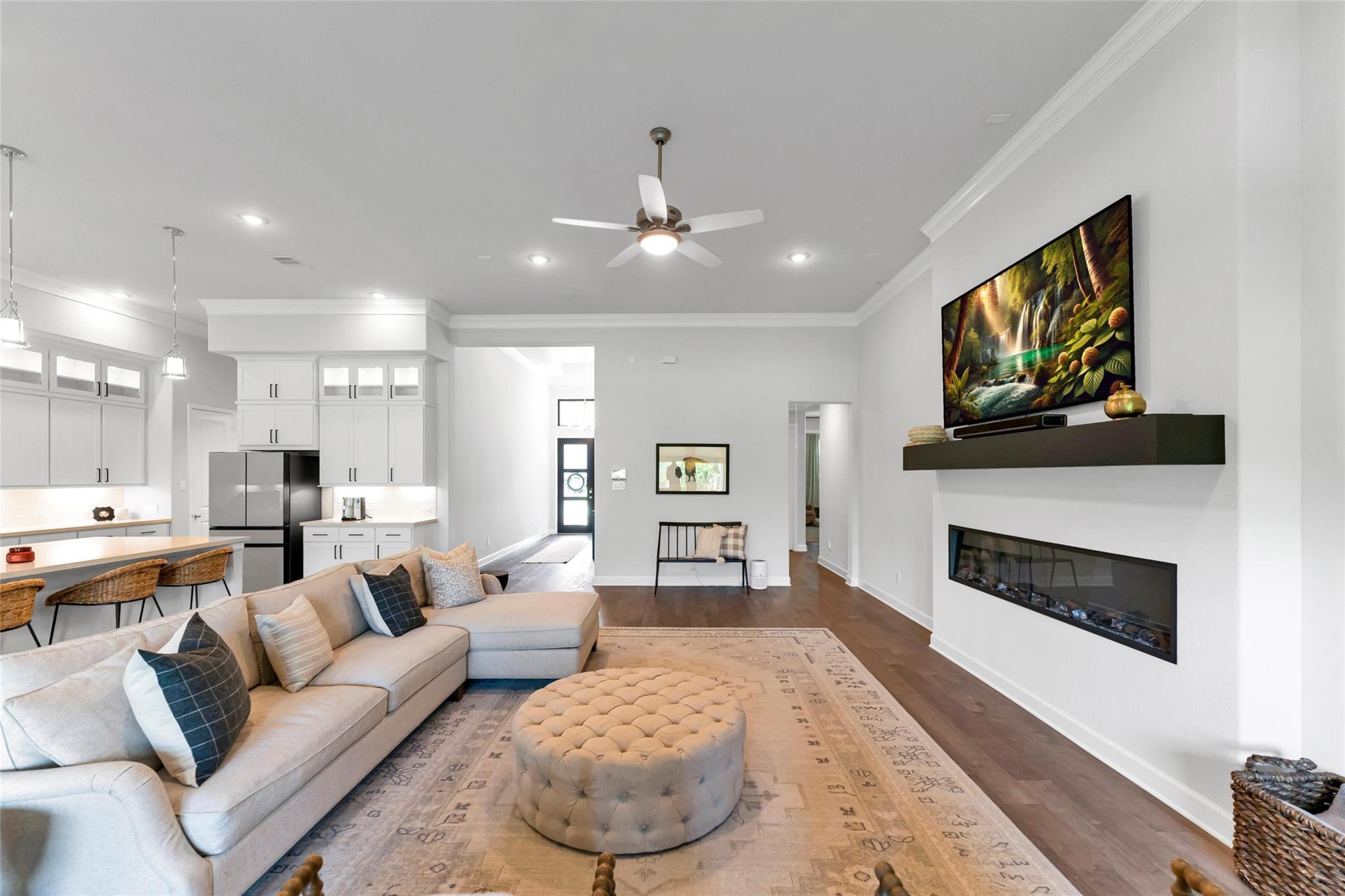 1027 Groveton Ridge Lane