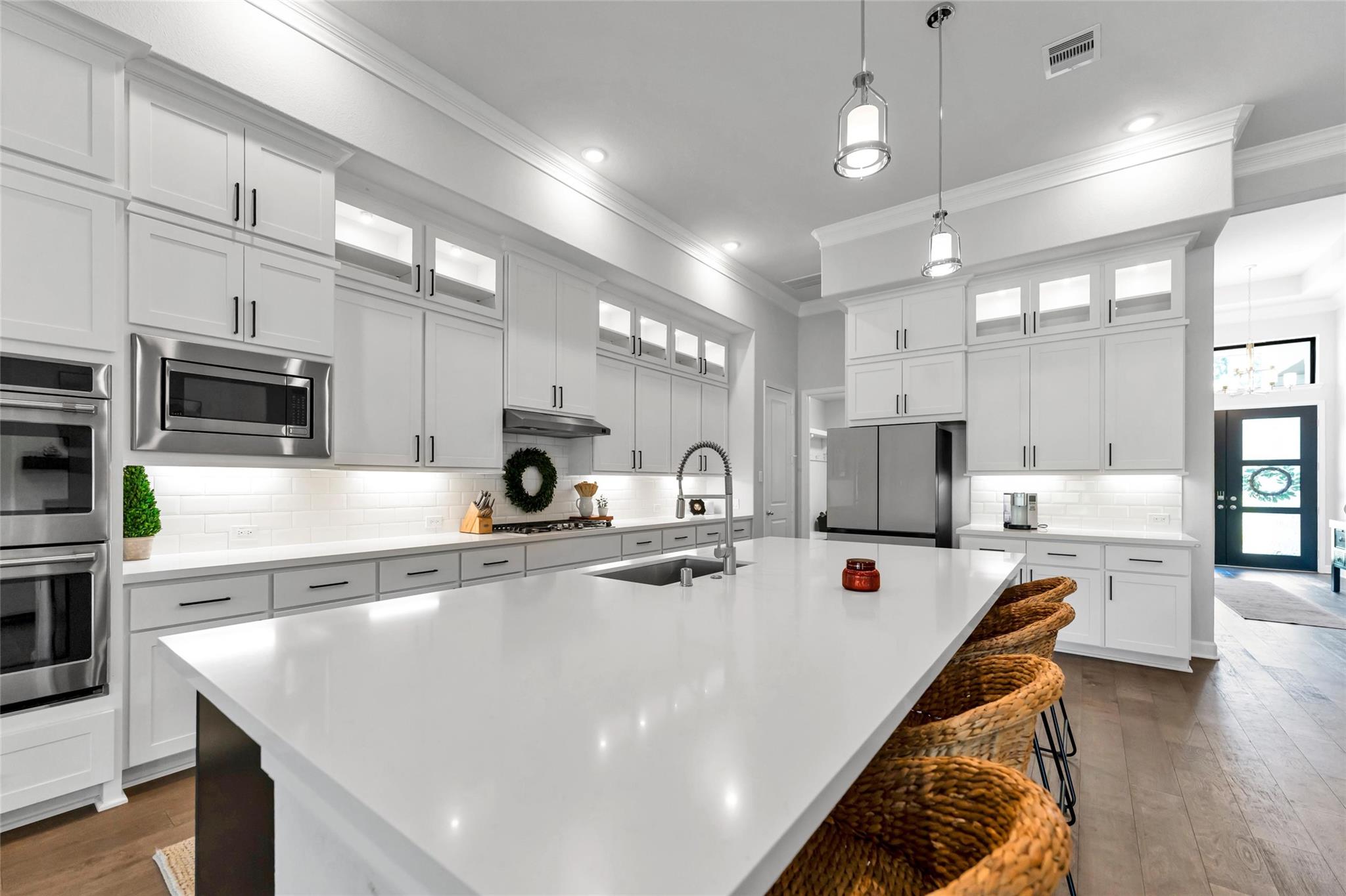1027 Groveton Ridge Lane