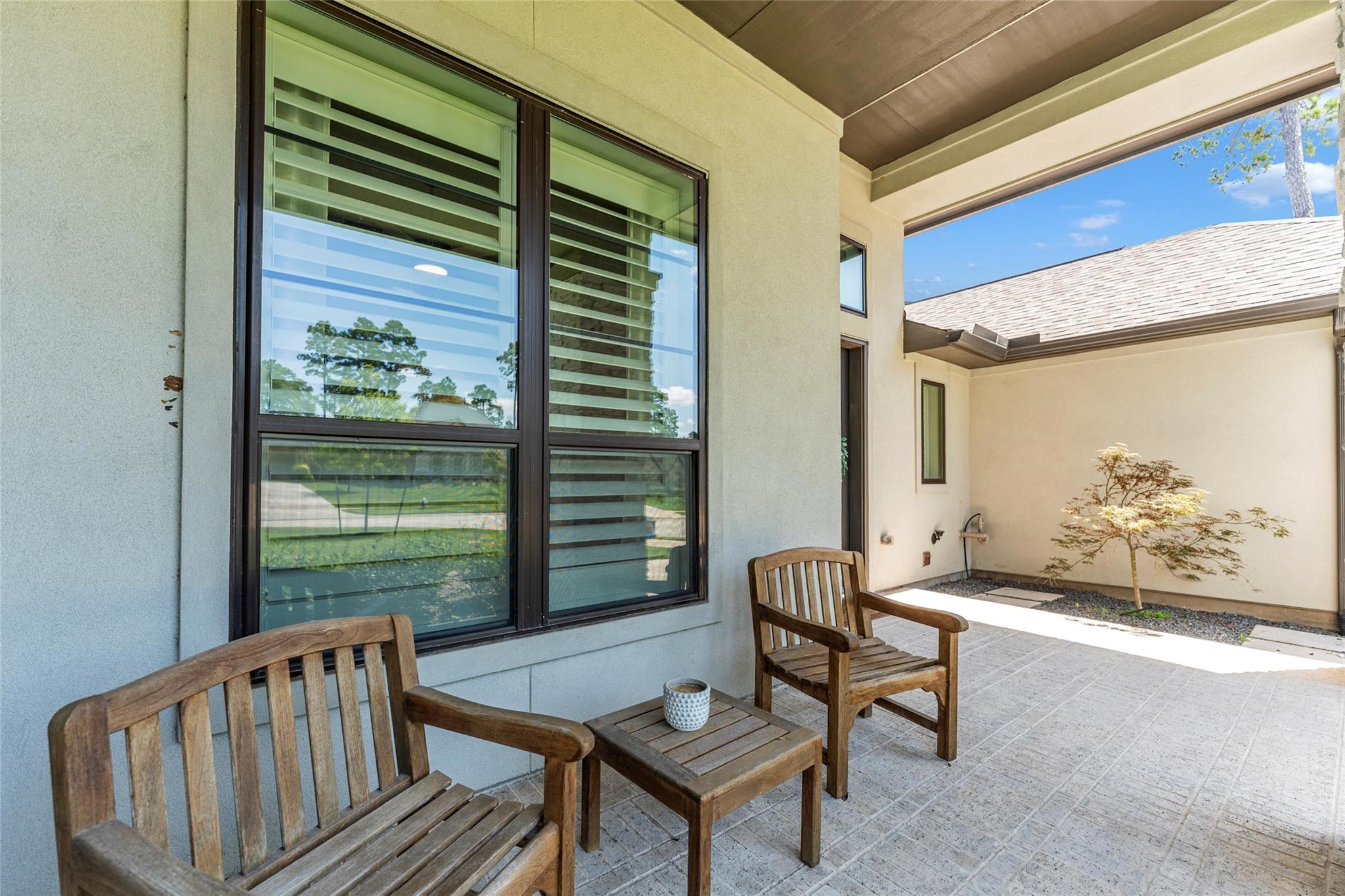 1027 Groveton Ridge Lane
