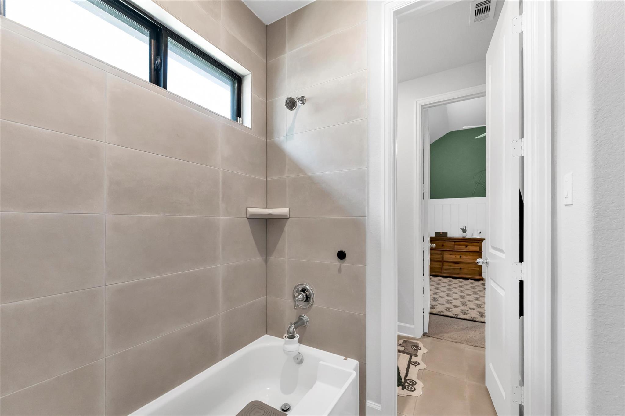 1027 Groveton Ridge Lane