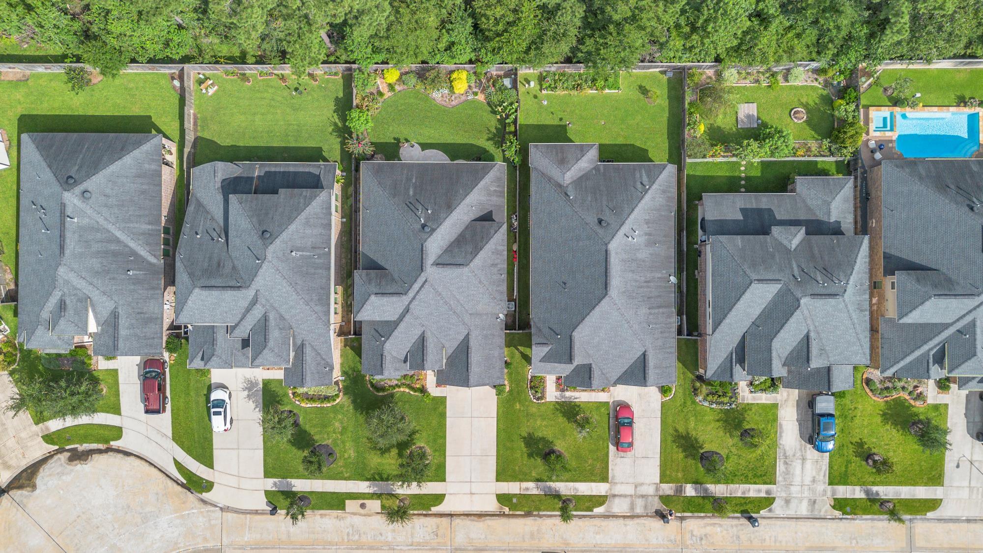 1015 Ginger Glade Lane