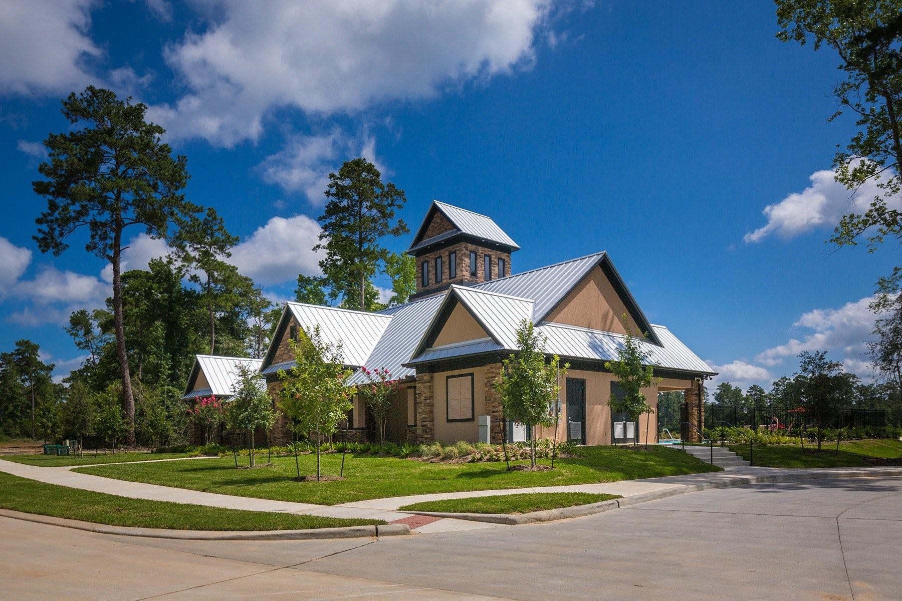 1015 Ginger Glade Lane