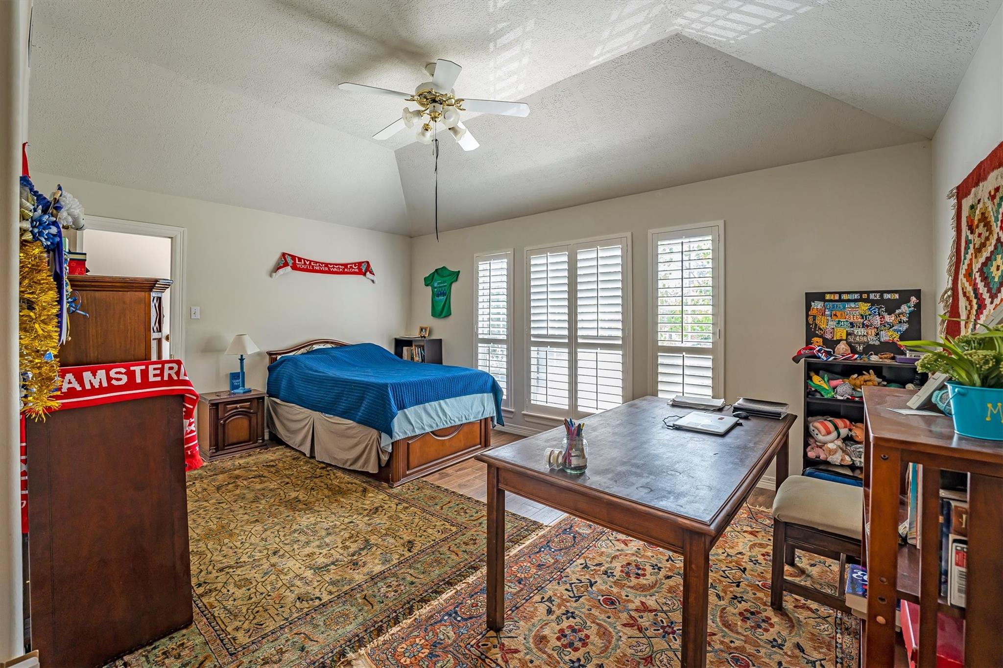8002 Royal Crest Court