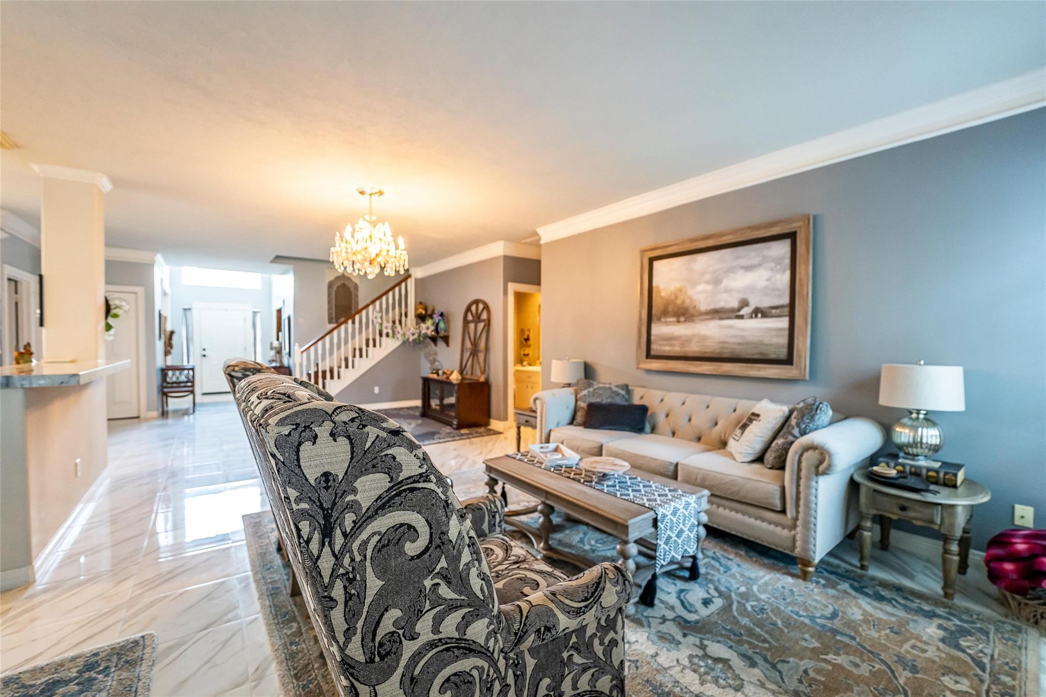8002 Royal Crest Court