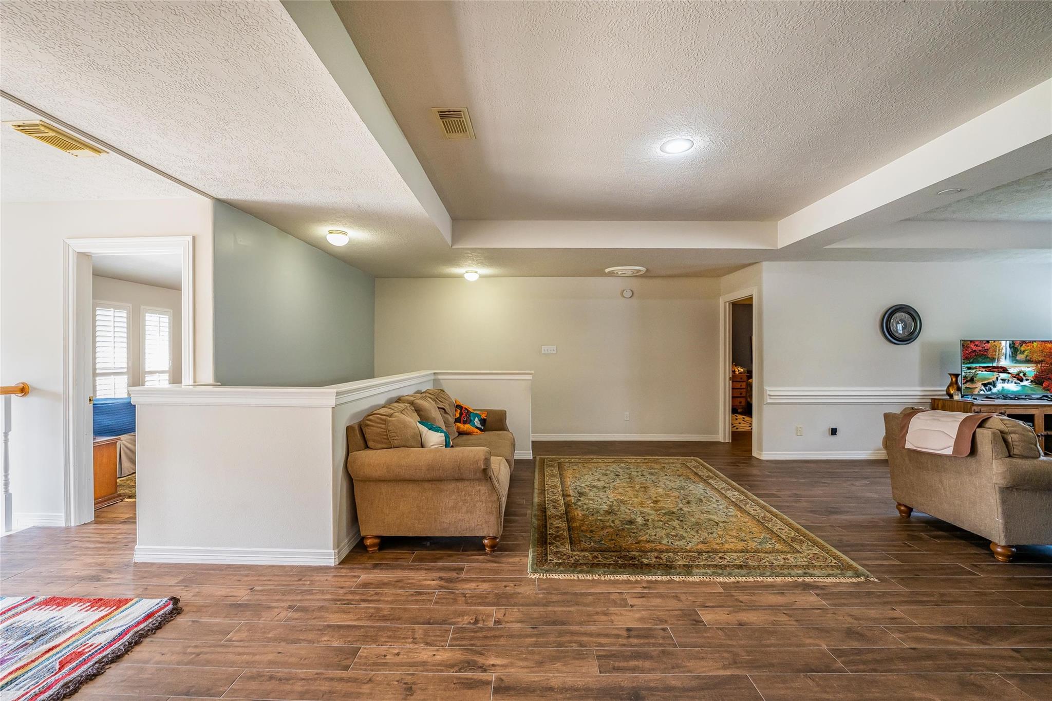 8002 Royal Crest Court