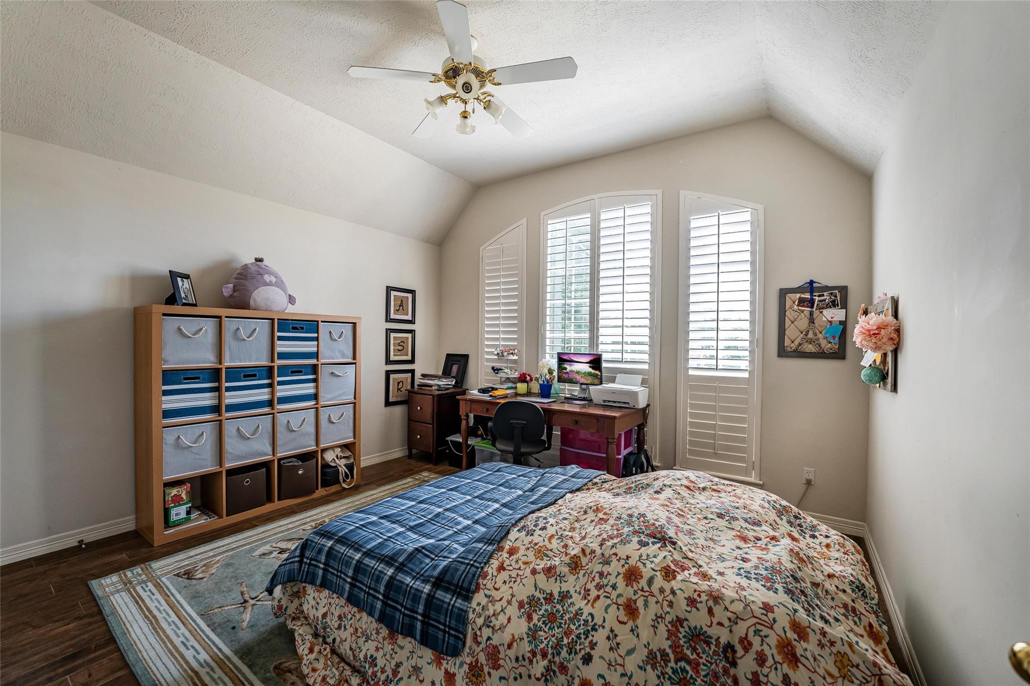8002 Royal Crest Court
