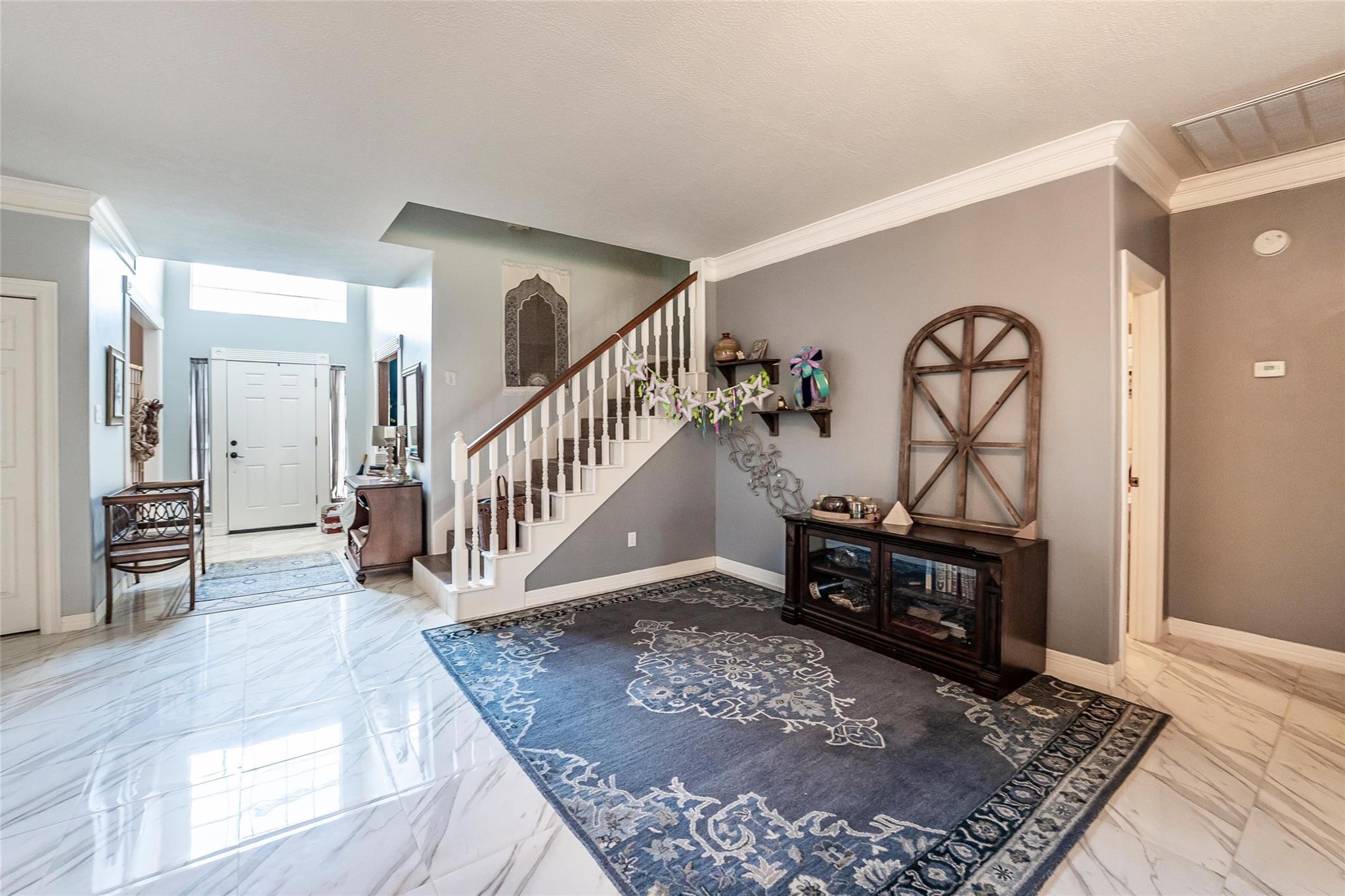 8002 Royal Crest Court