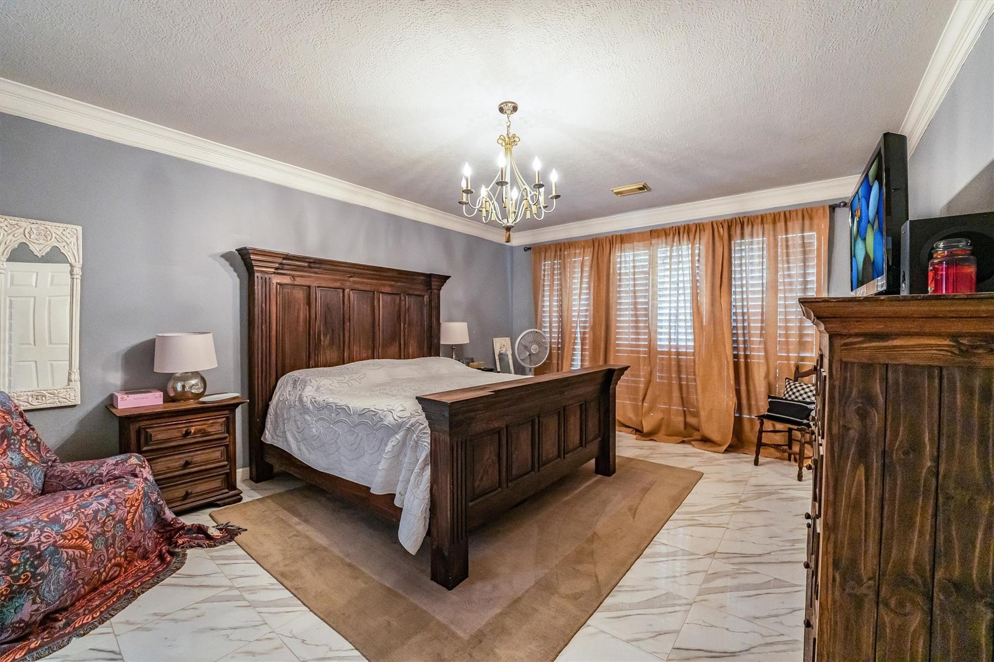 8002 Royal Crest Court