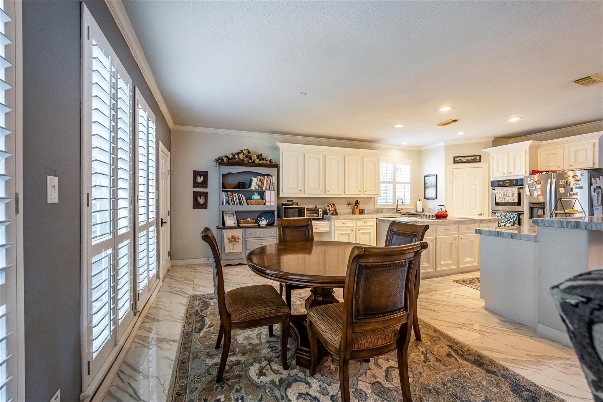 8002 Royal Crest Court
