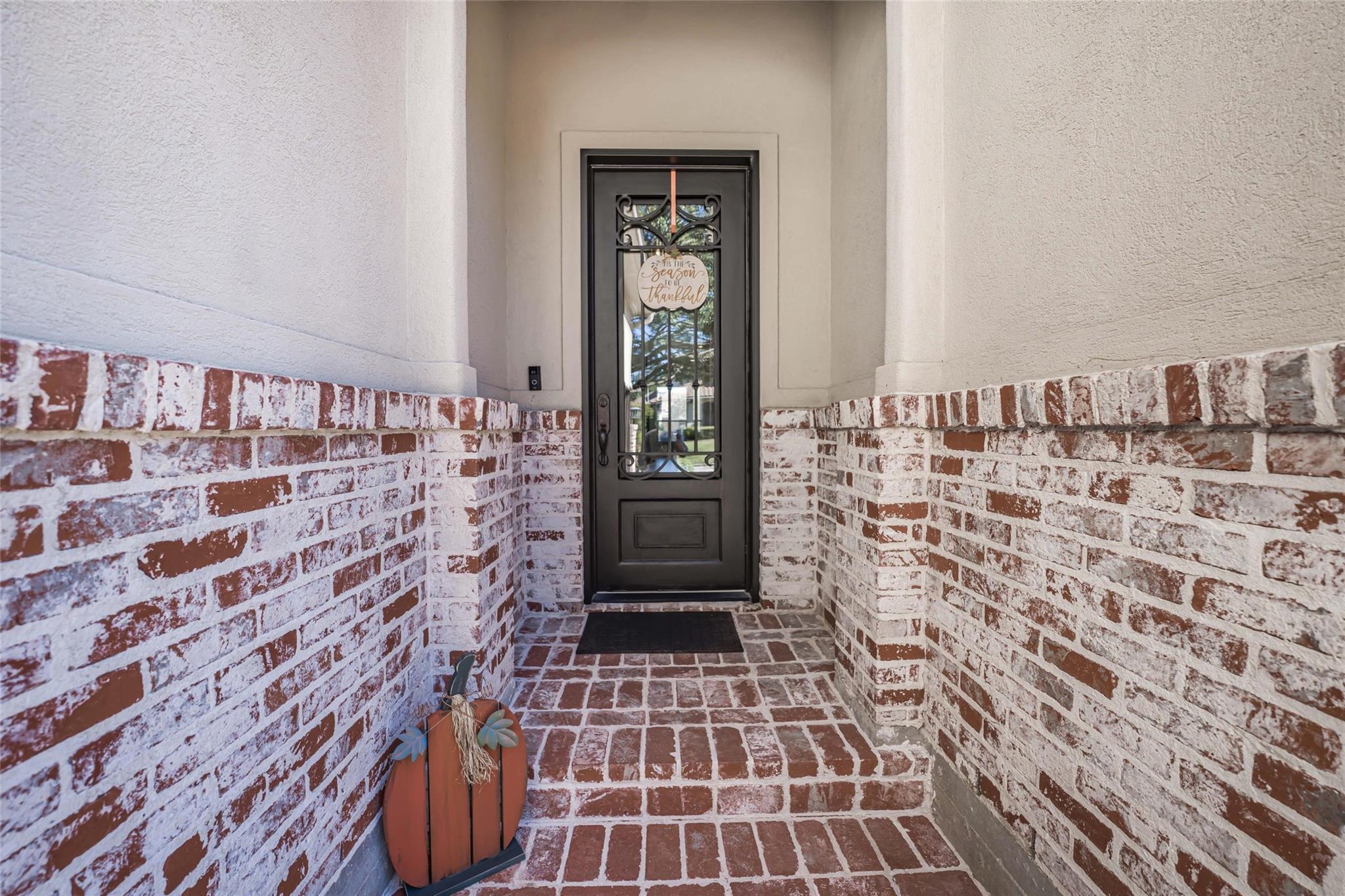 115 Lake Sterling Gate Drive