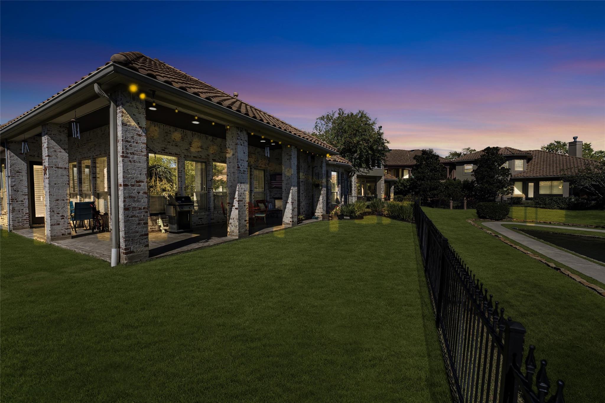 115 Lake Sterling Gate Drive