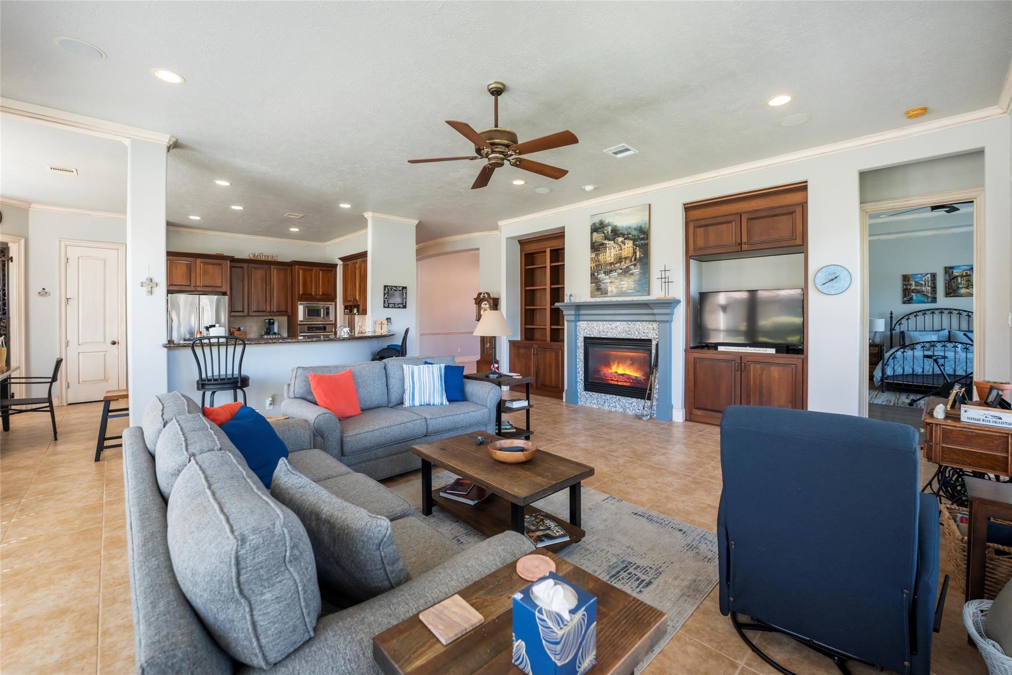 115 Lake Sterling Gate Drive