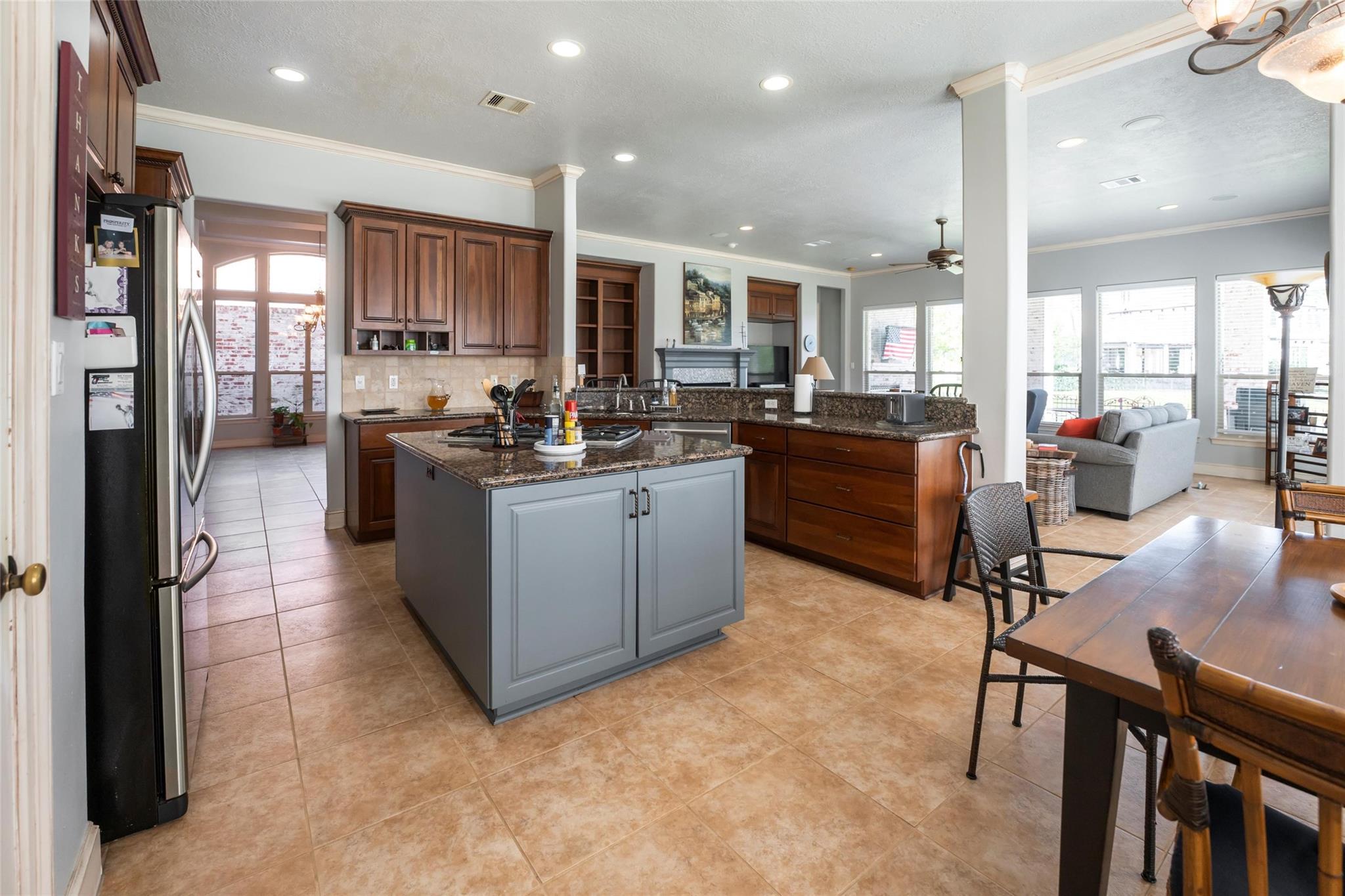 115 Lake Sterling Gate Drive