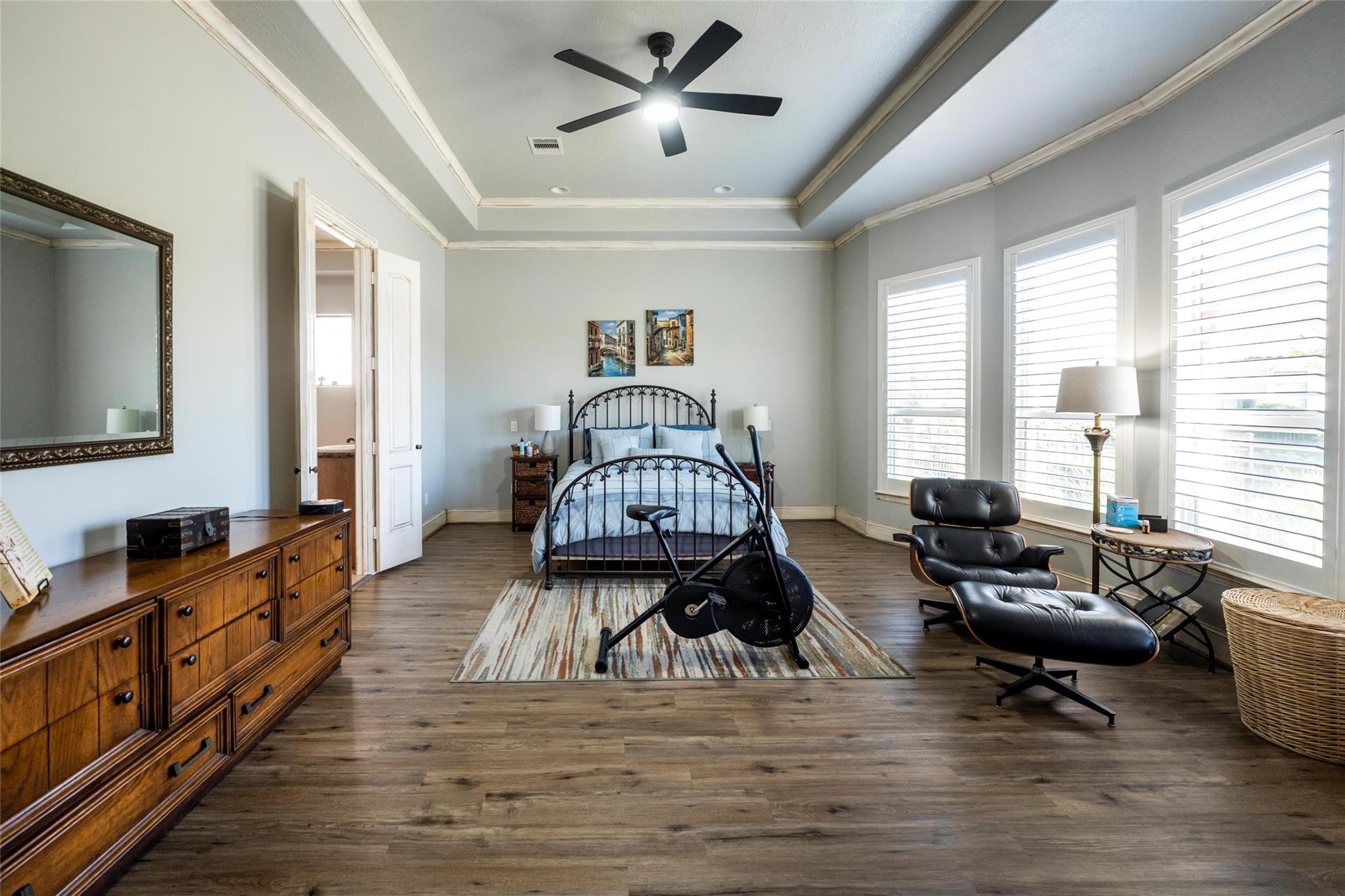 115 Lake Sterling Gate Drive