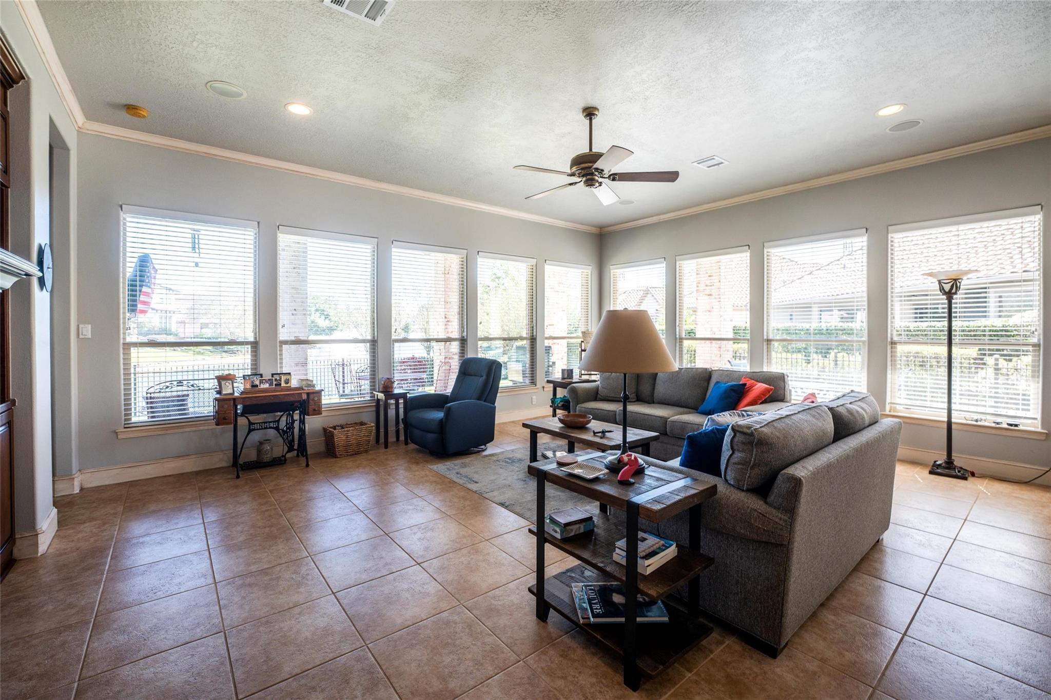 115 Lake Sterling Gate Drive