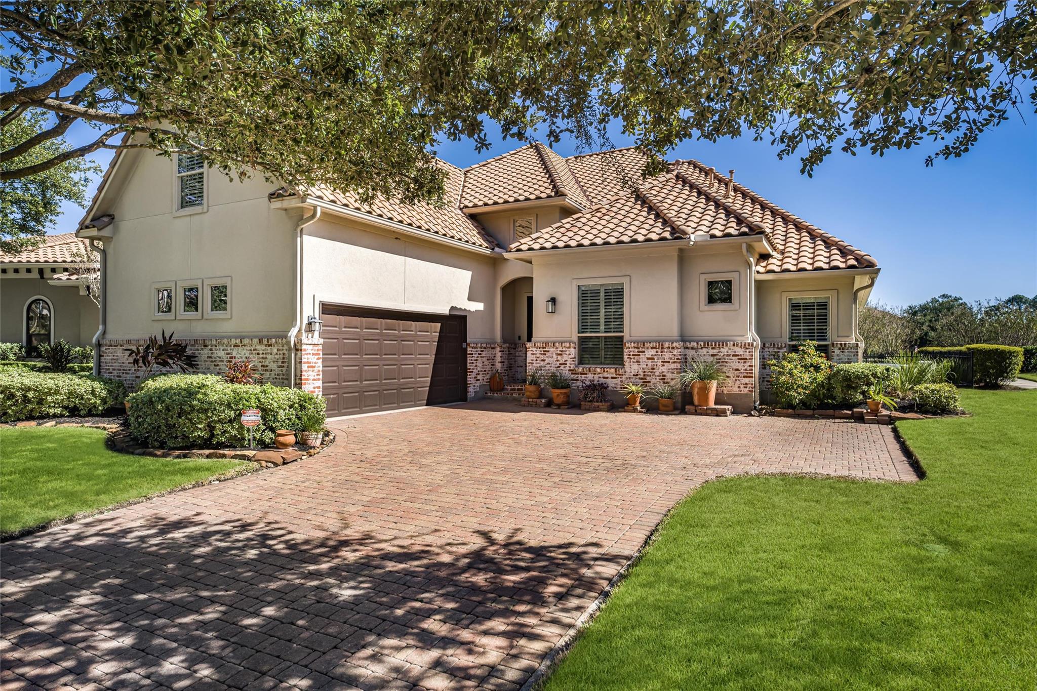 115 Lake Sterling Gate Drive