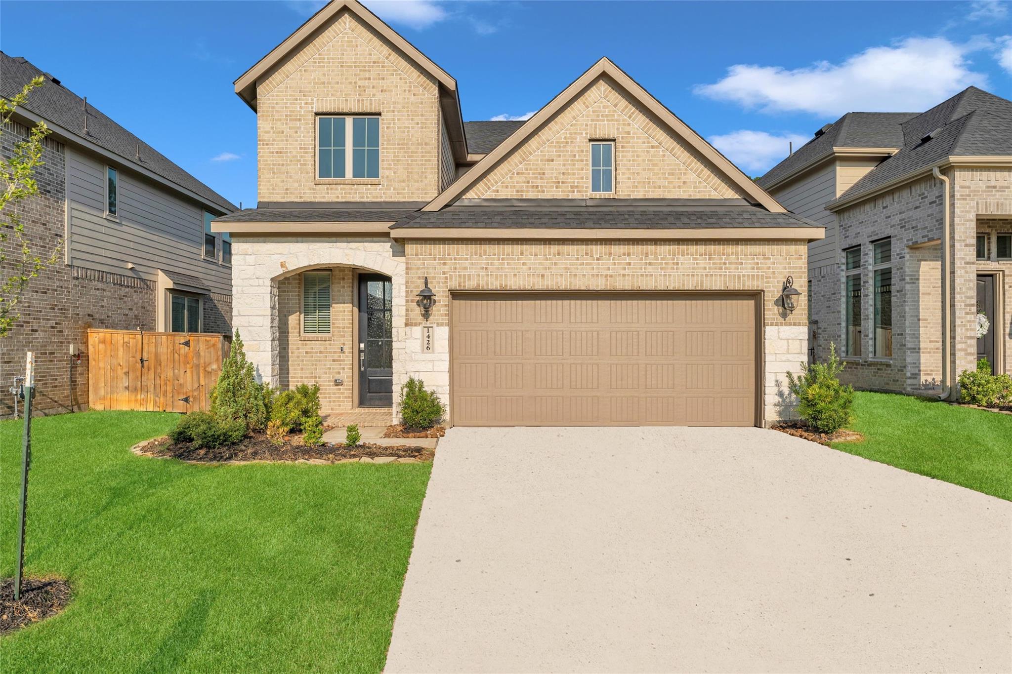 1426 Northwood Bluff Lane