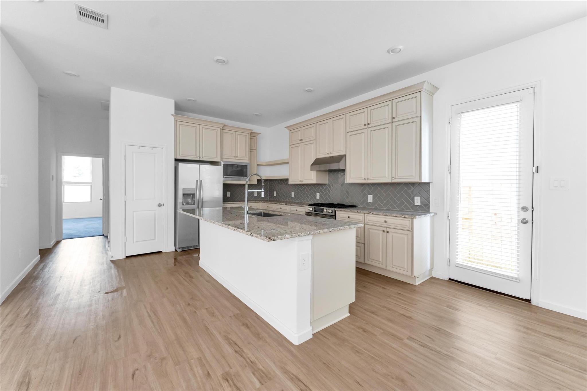 1426 Northwood Bluff Lane