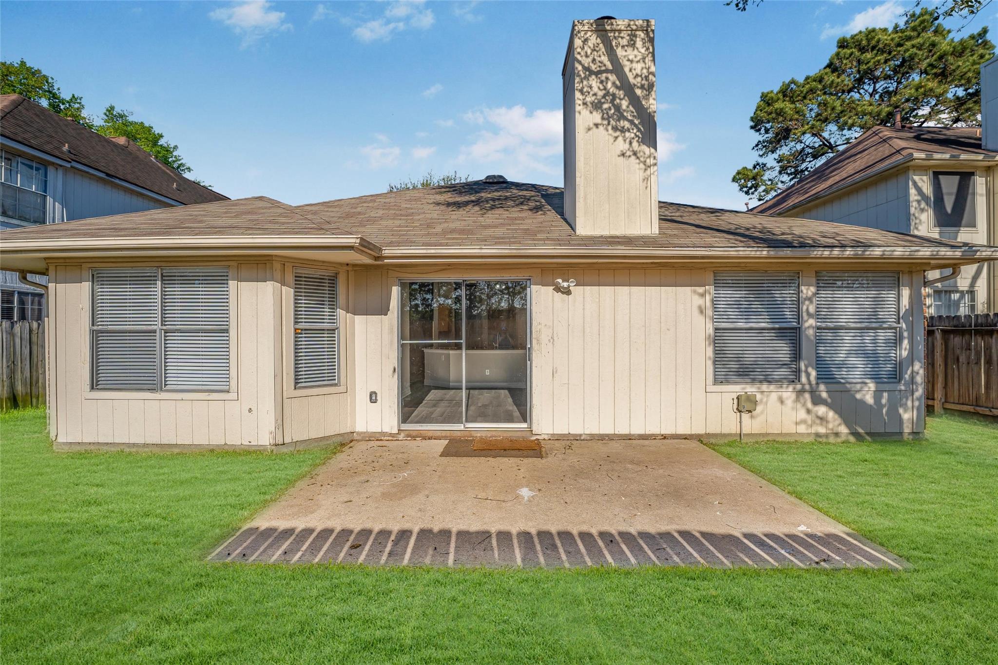 16007 Lakestone Drive