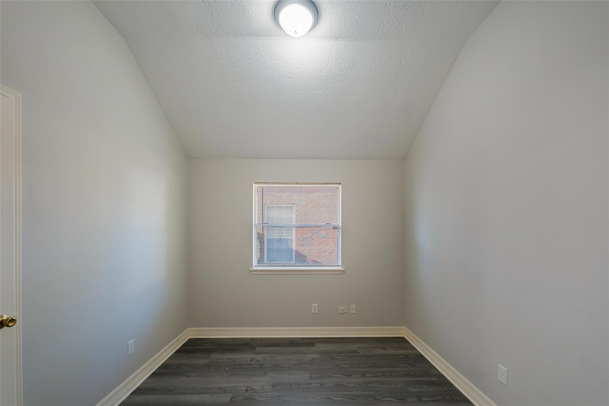 16007 Lakestone Drive