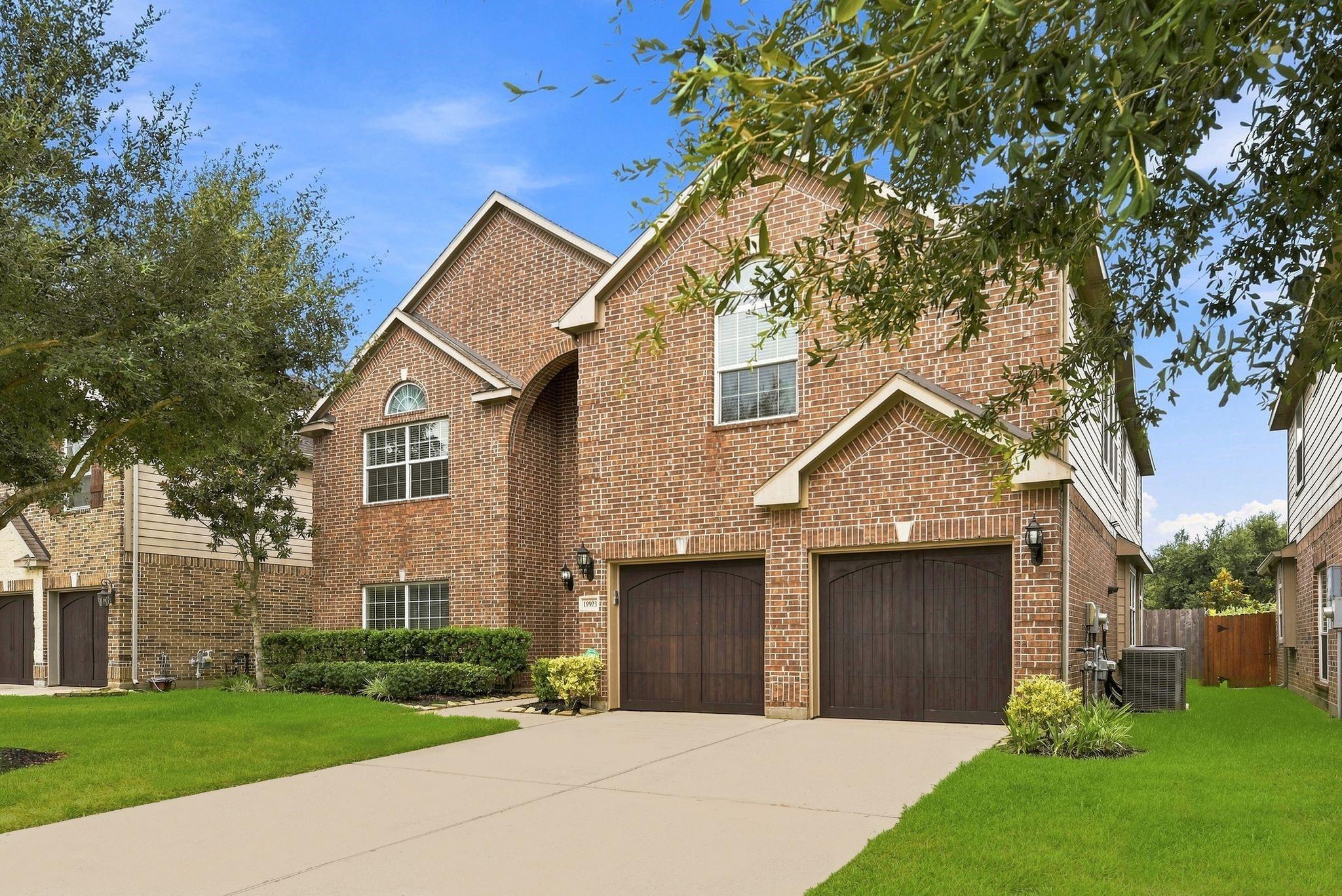 19903 Senterra Lakes Boulevard