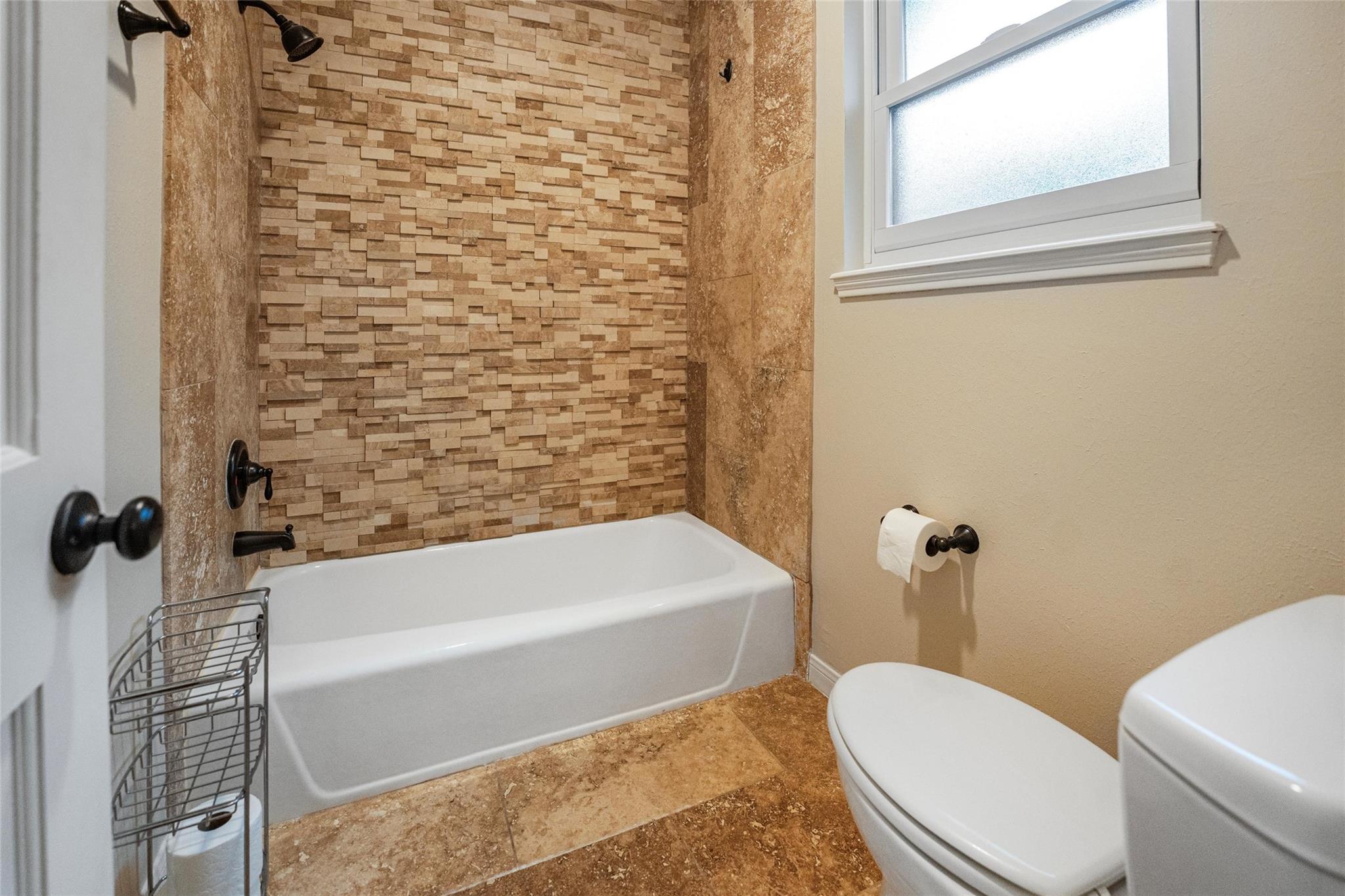 14610 Carolcrest Drive