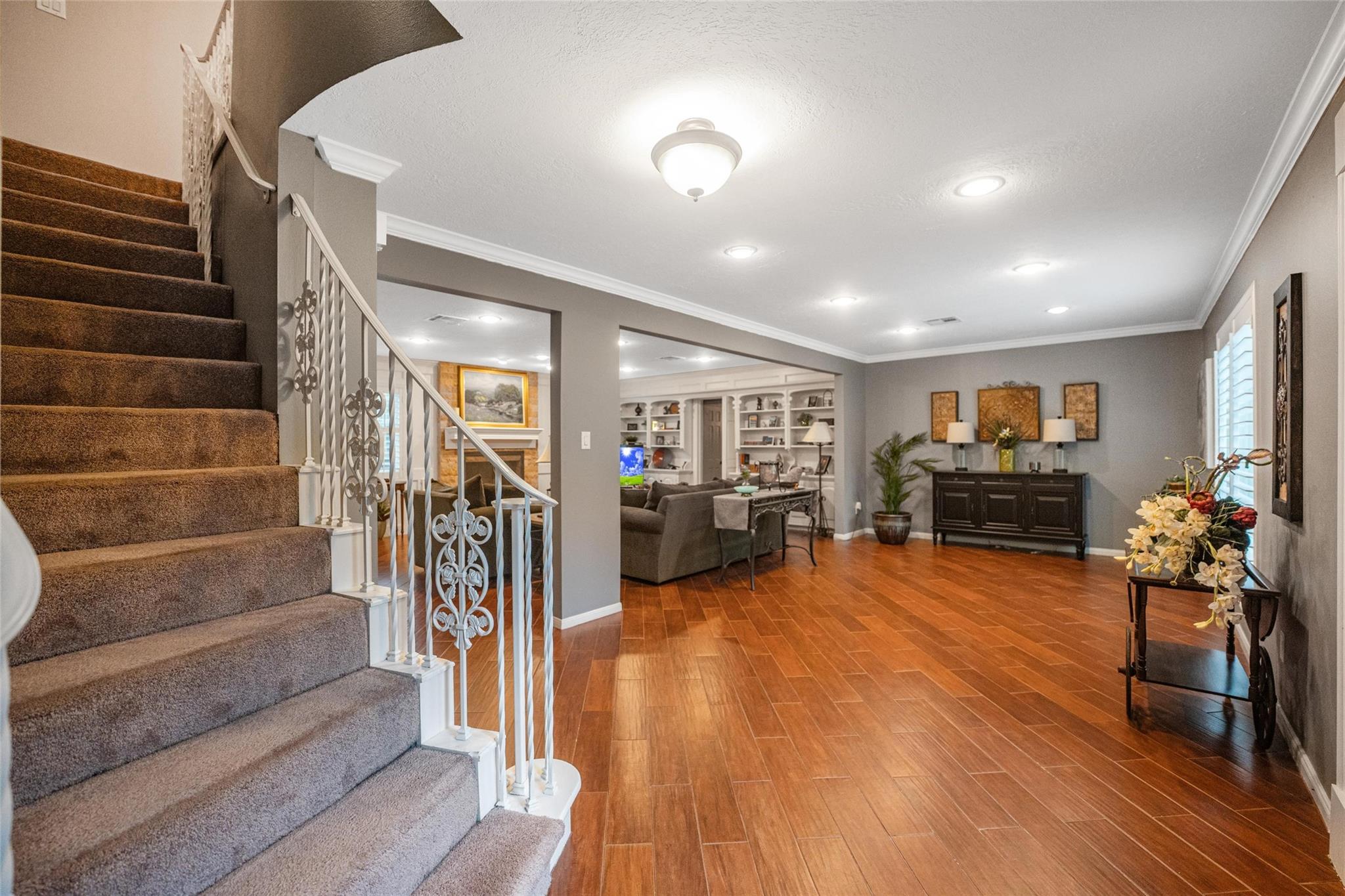 14610 Carolcrest Drive