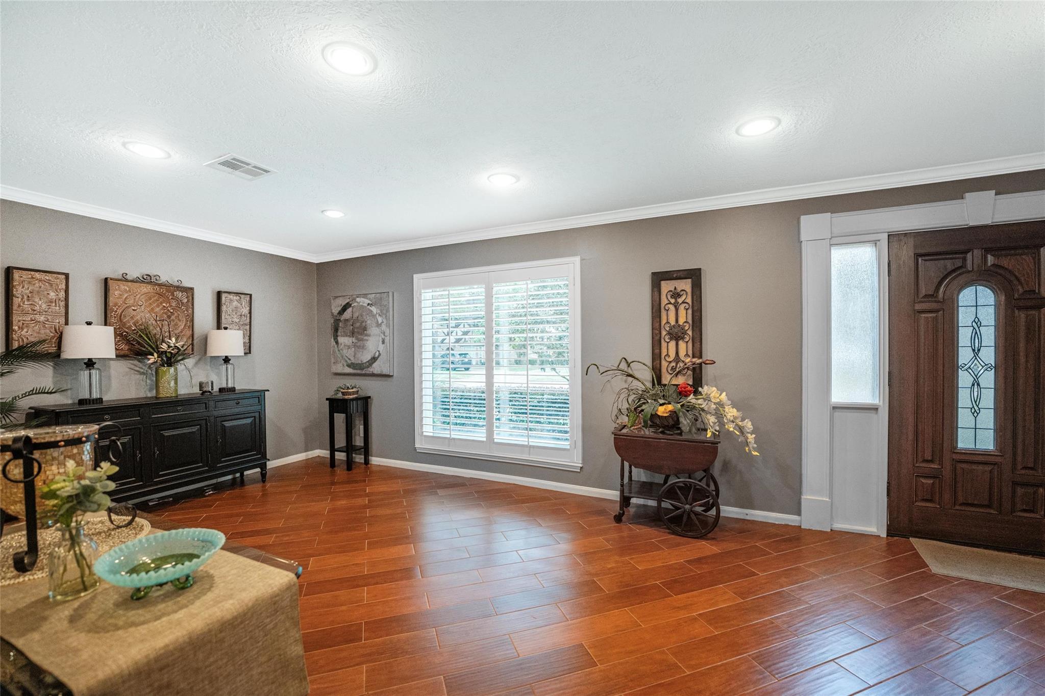 14610 Carolcrest Drive