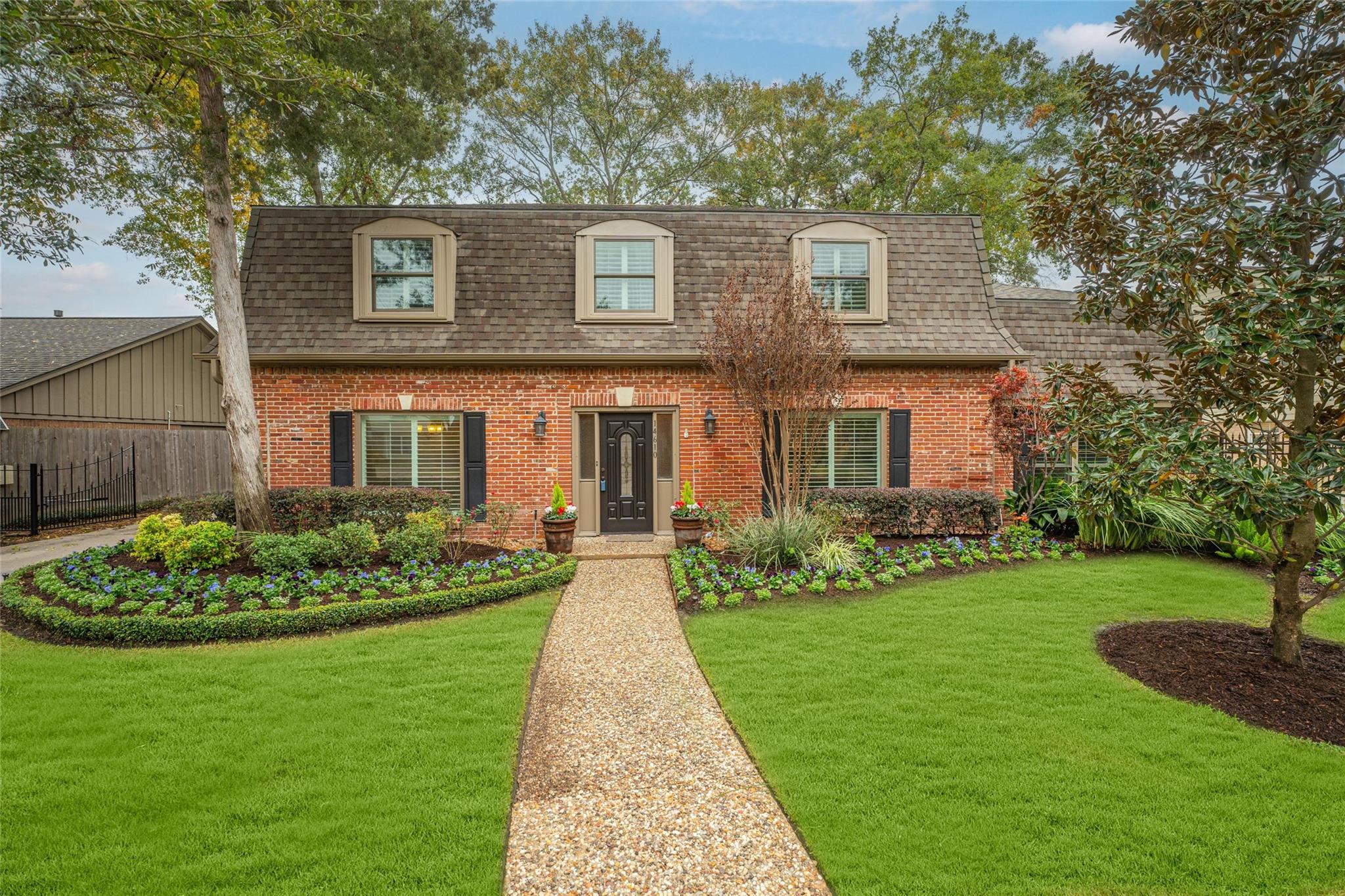 14610 Carolcrest Drive