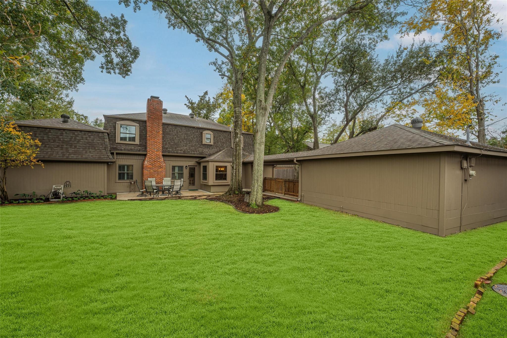 14610 Carolcrest Drive