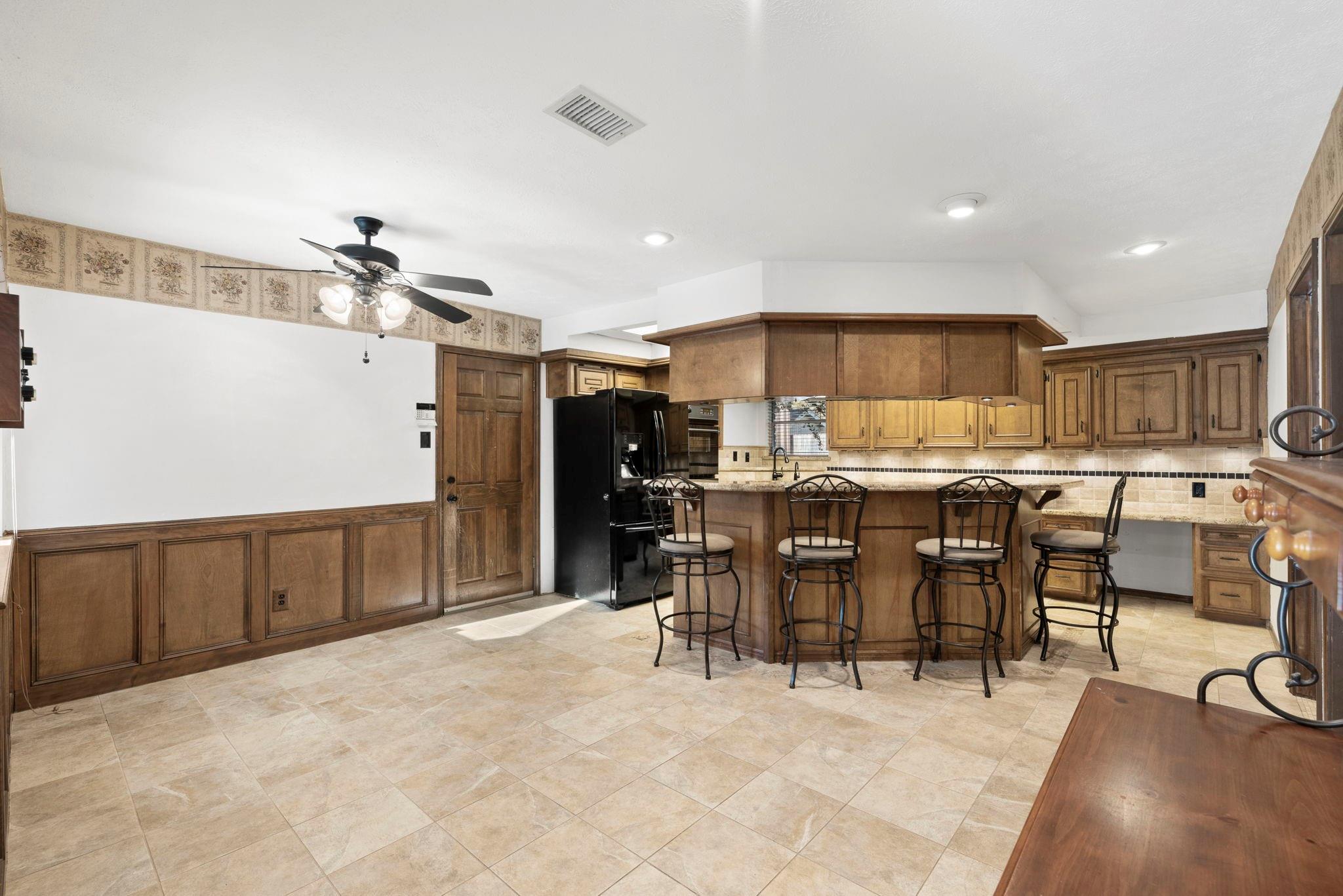 25526 Long Hill Lane