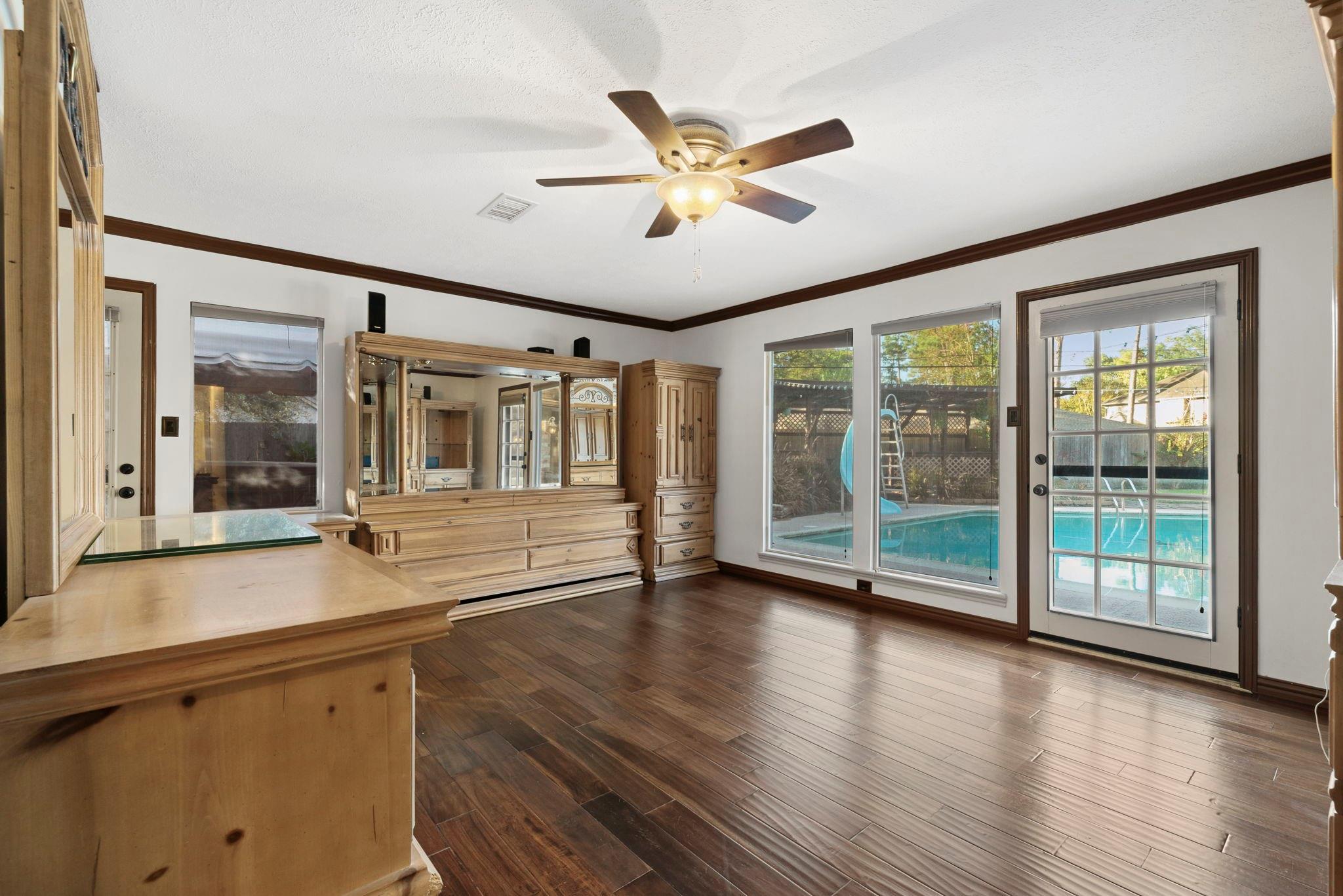 25526 Long Hill Lane