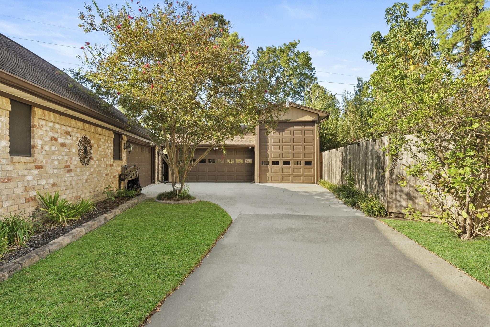 25526 Long Hill Lane
