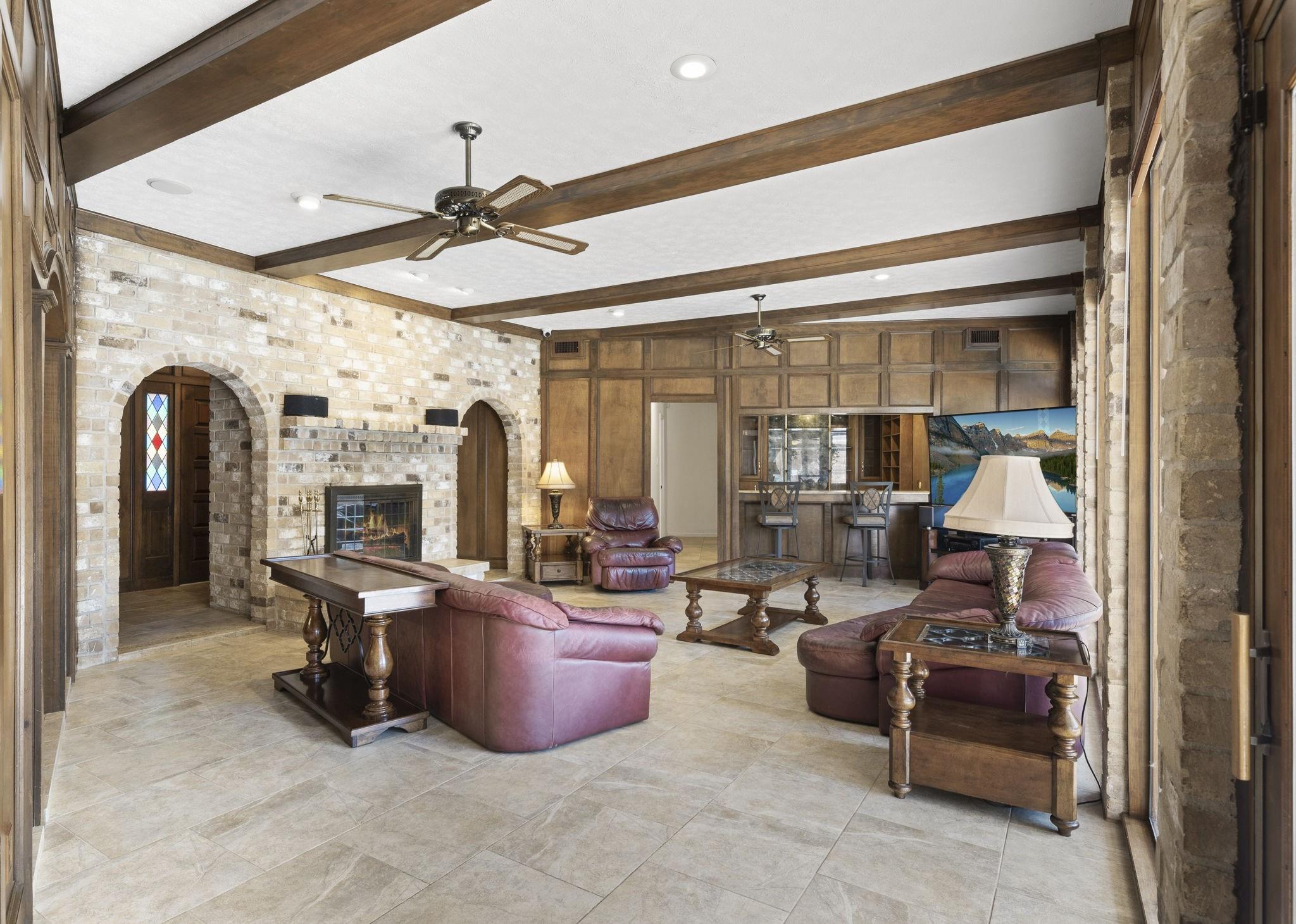 25526 Long Hill Lane