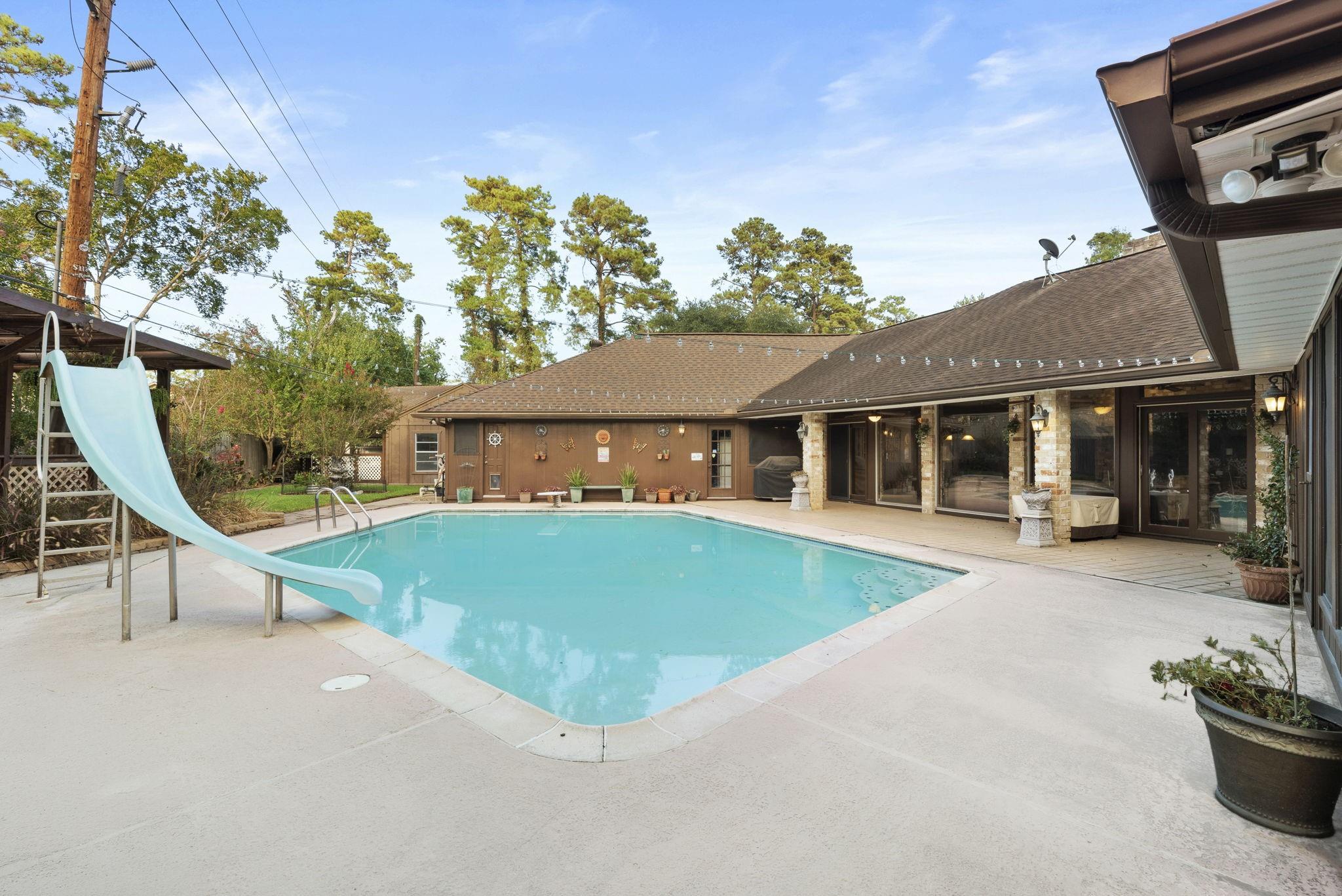 25526 Long Hill Lane