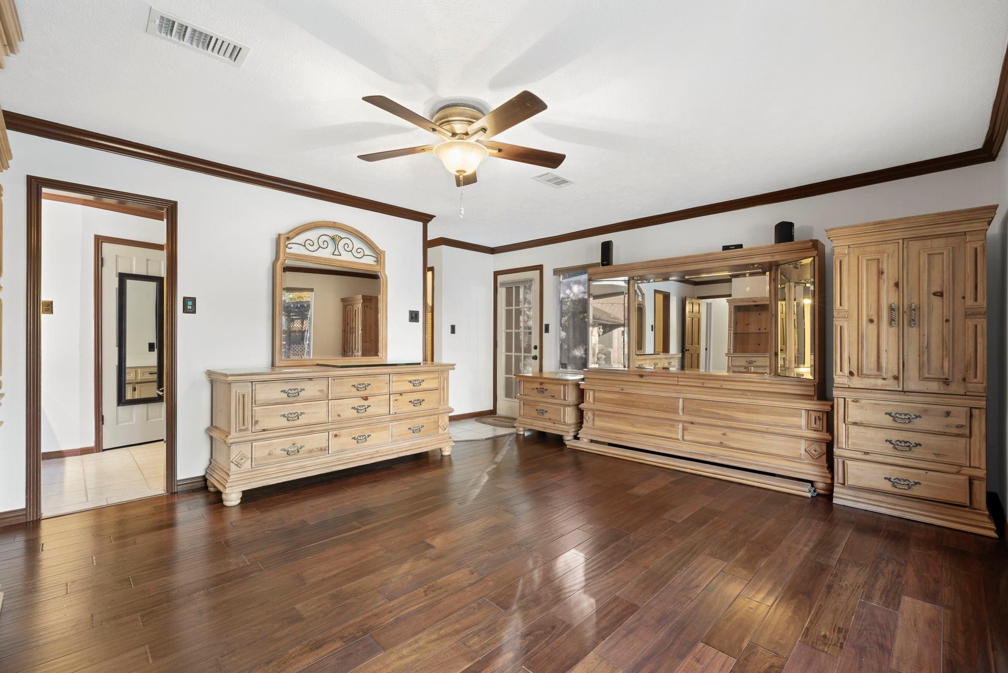 25526 Long Hill Lane