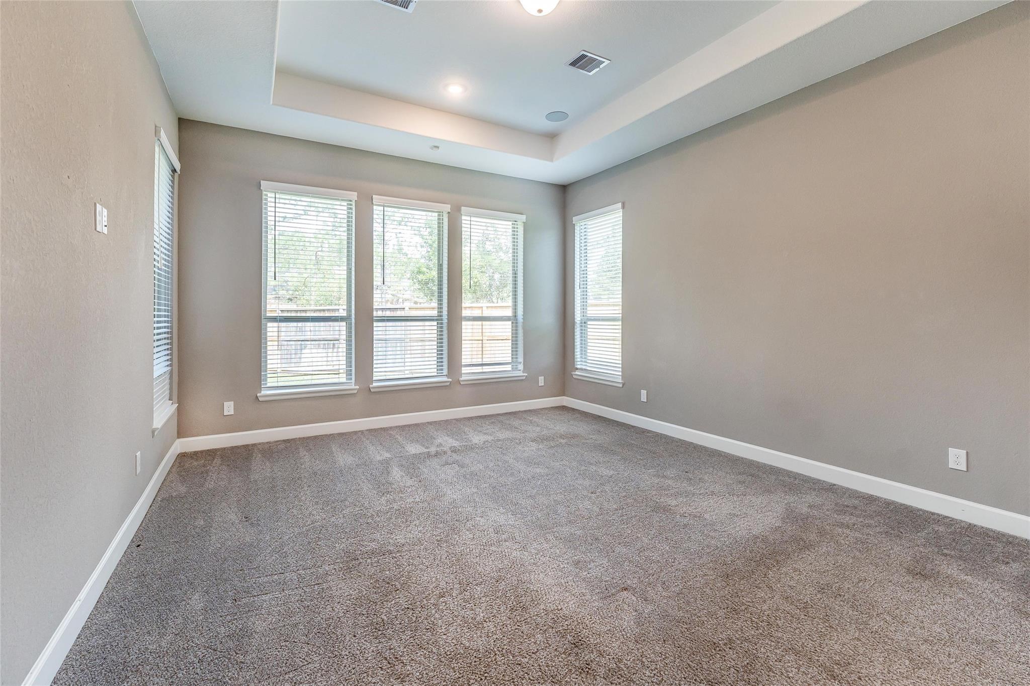 1050 Groveton Ridge Lane