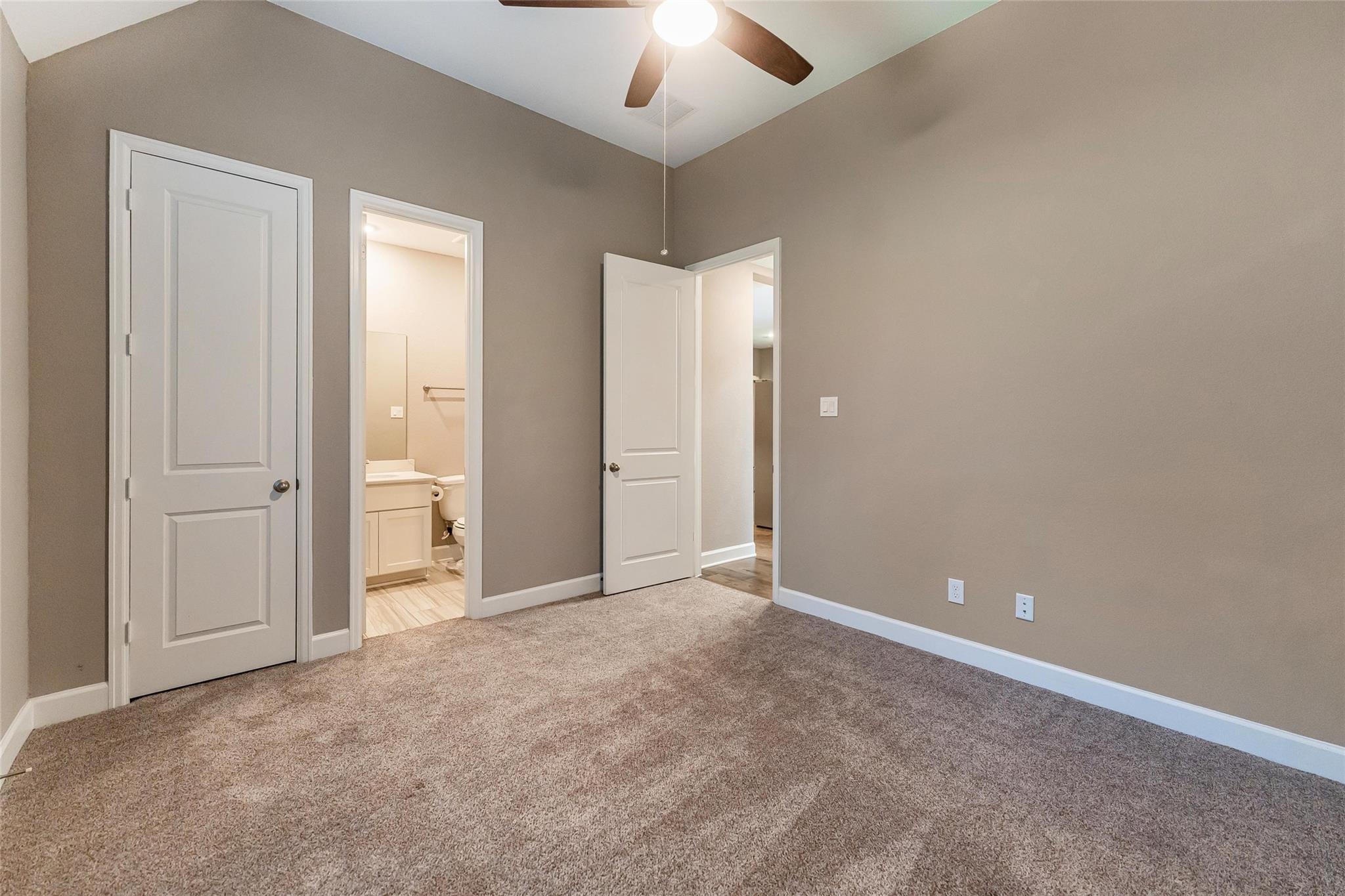 1050 Groveton Ridge Lane