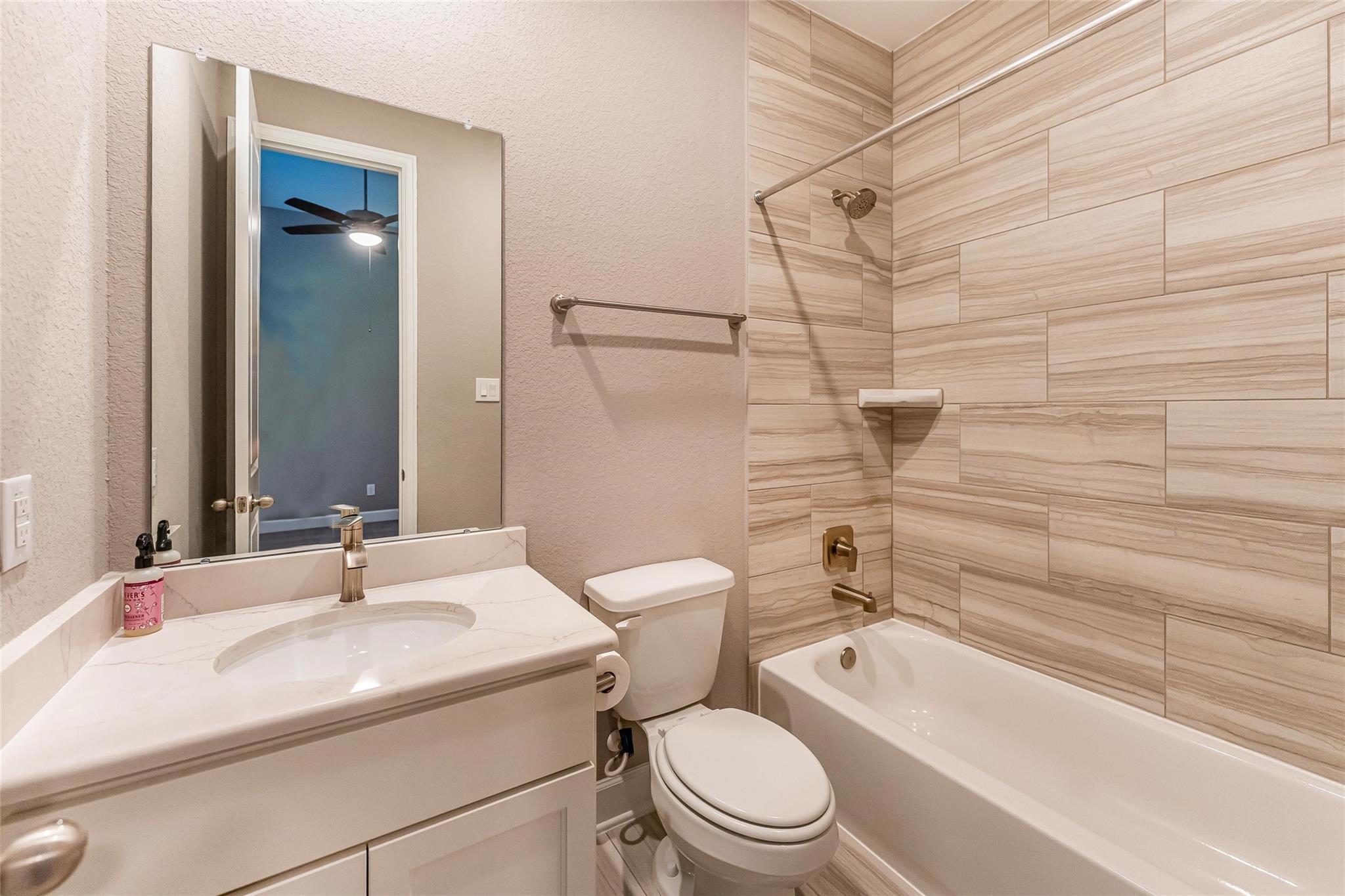 1050 Groveton Ridge Lane