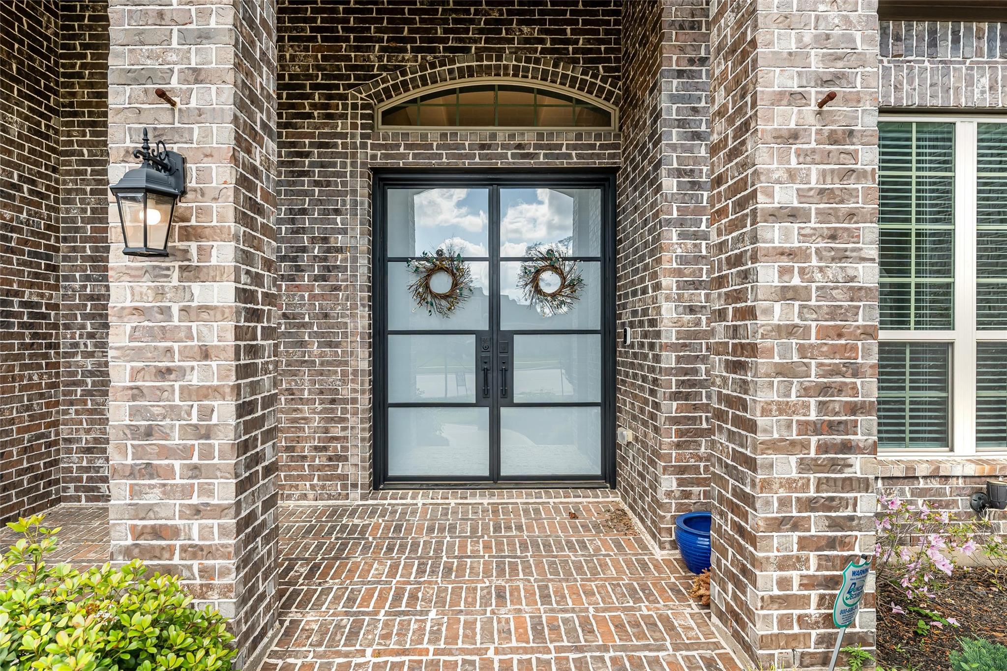 1050 Groveton Ridge Lane