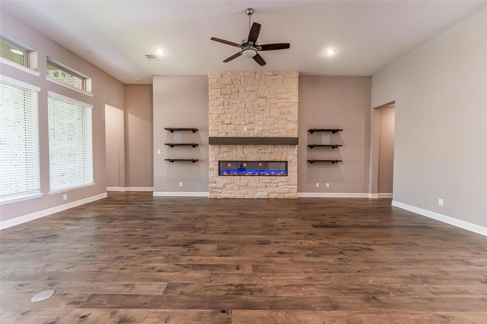 1050 Groveton Ridge Lane